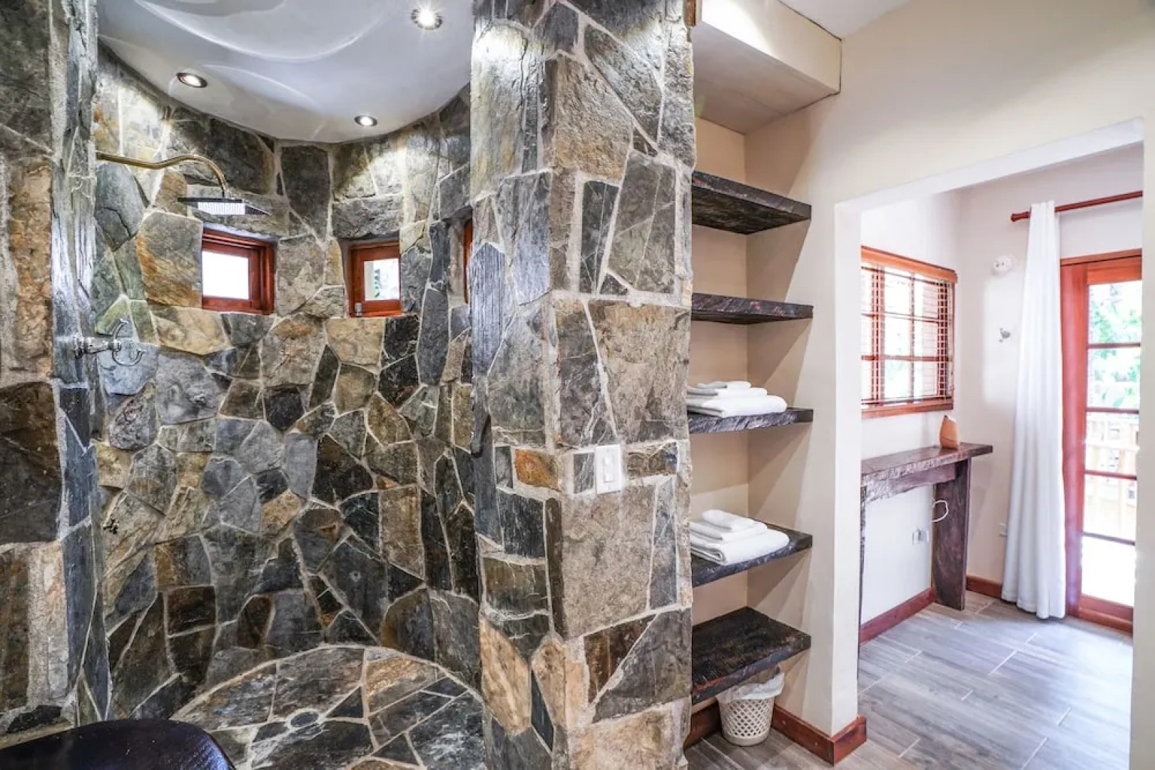 Sansara Surf and Yoga Resort - Retreat