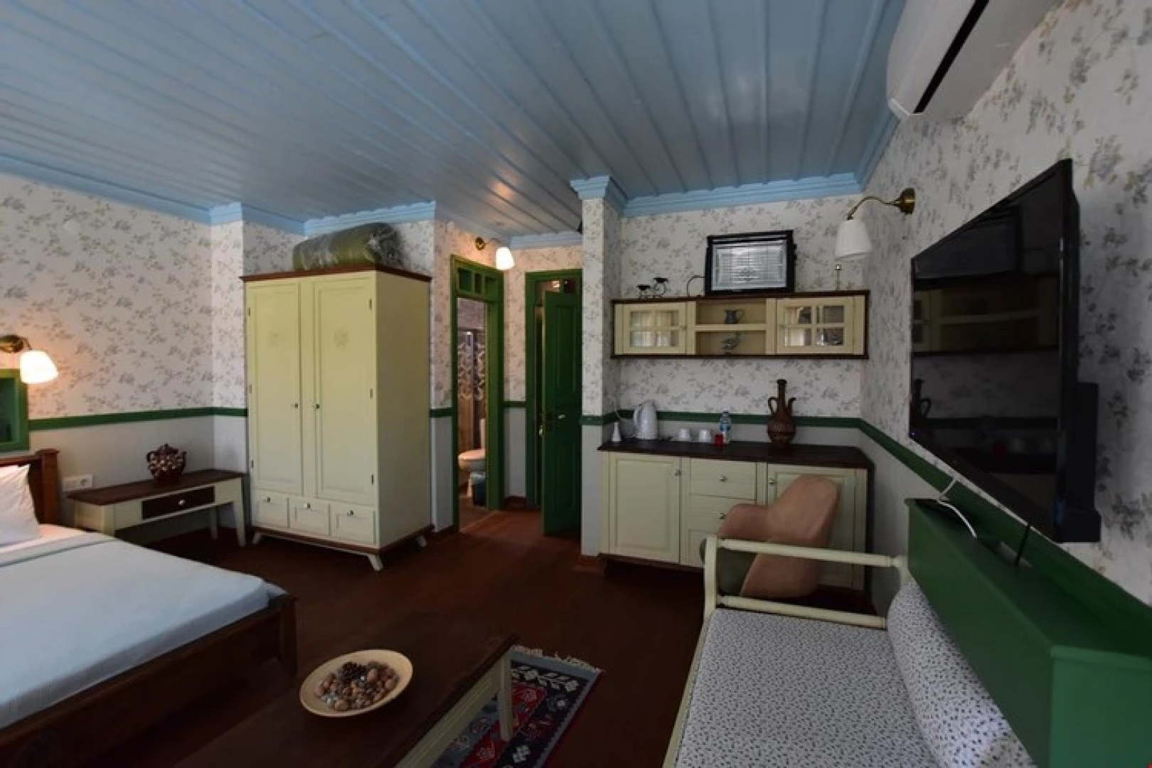 Imbros Yeşil Ev Hotel