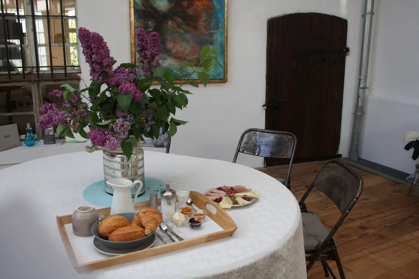 Art-be-and-b Bed and Breakfast