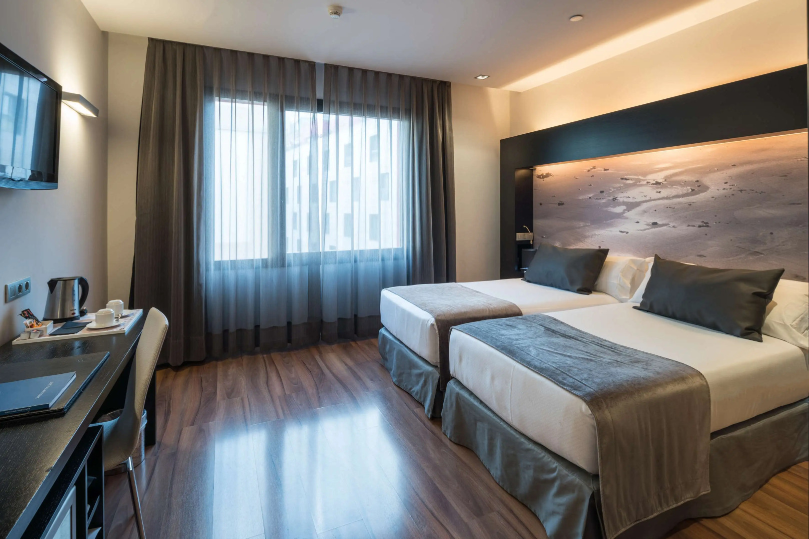 Catalonia Catedral Hotel