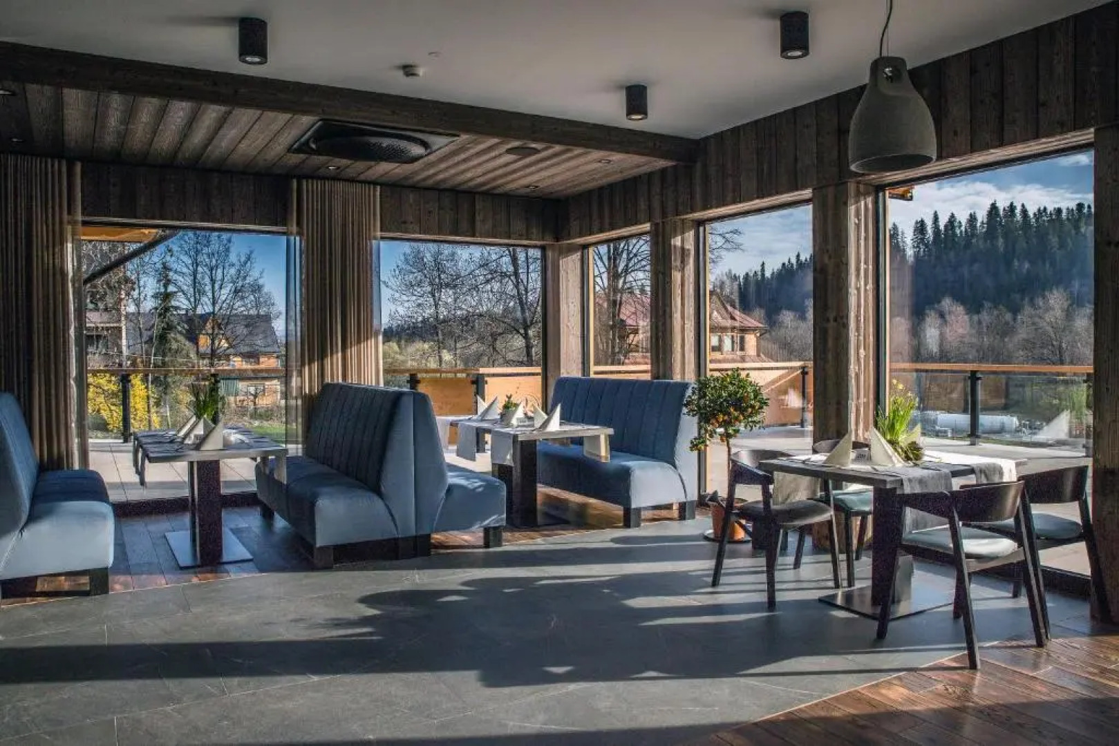 Hotel Litworowy Staw