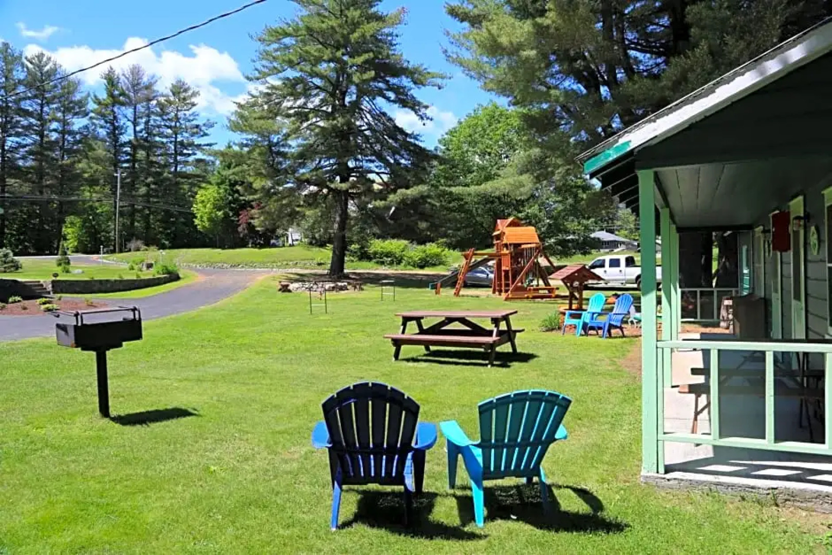 Rowe's Adirondack Cabins of Schroon Lake