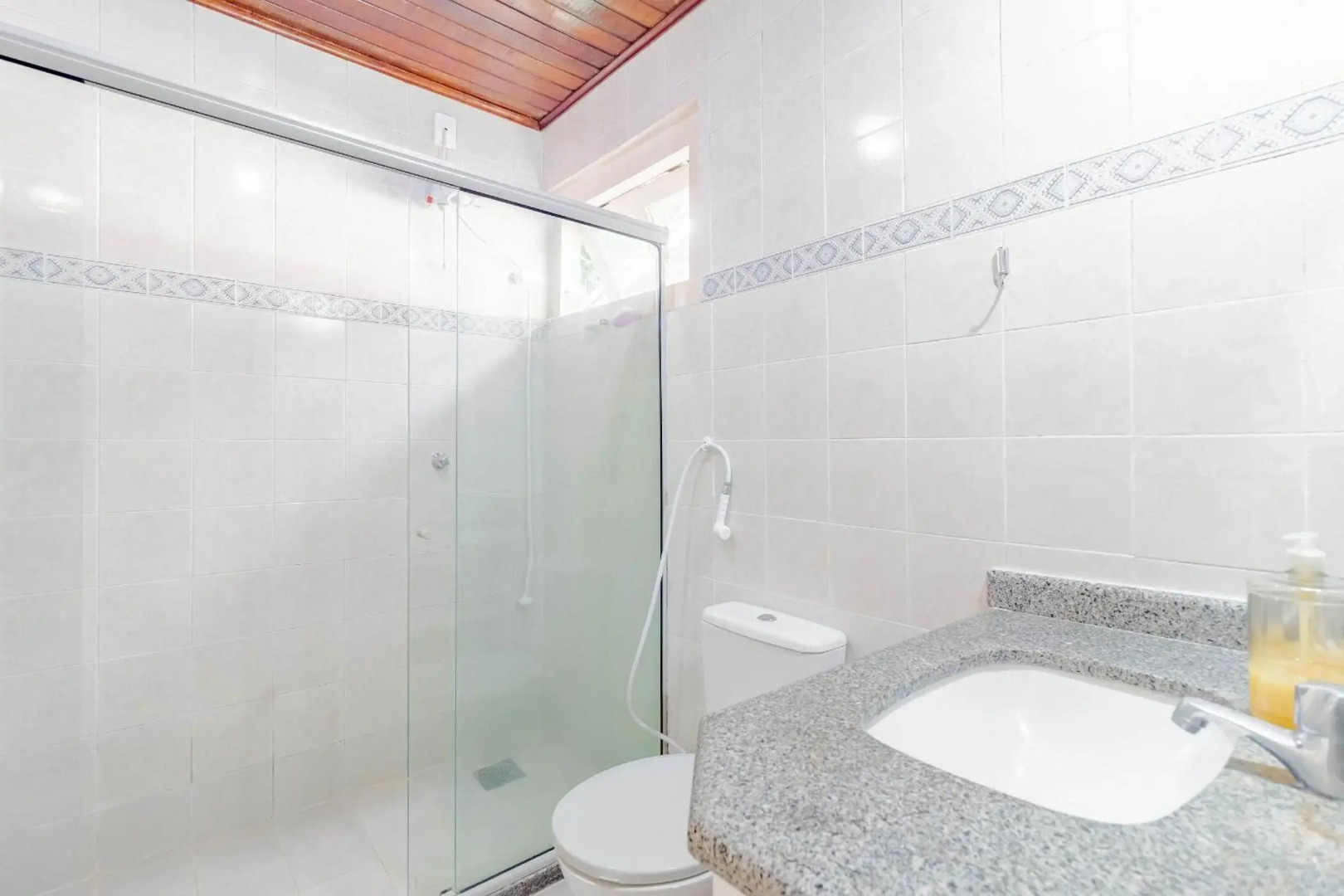 VT04 Excelente Casa 3 Quartos e Piscina