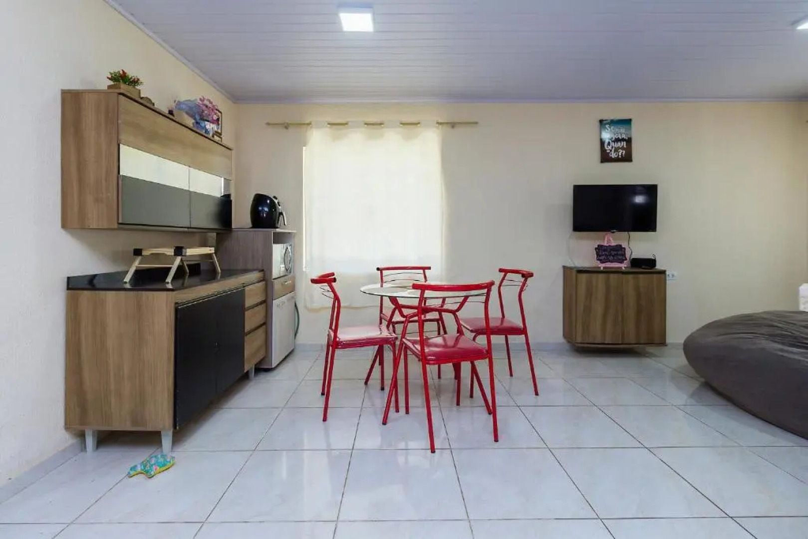 Sobrado da Vila, 1km Centro, ideal Trabalho e Passeio