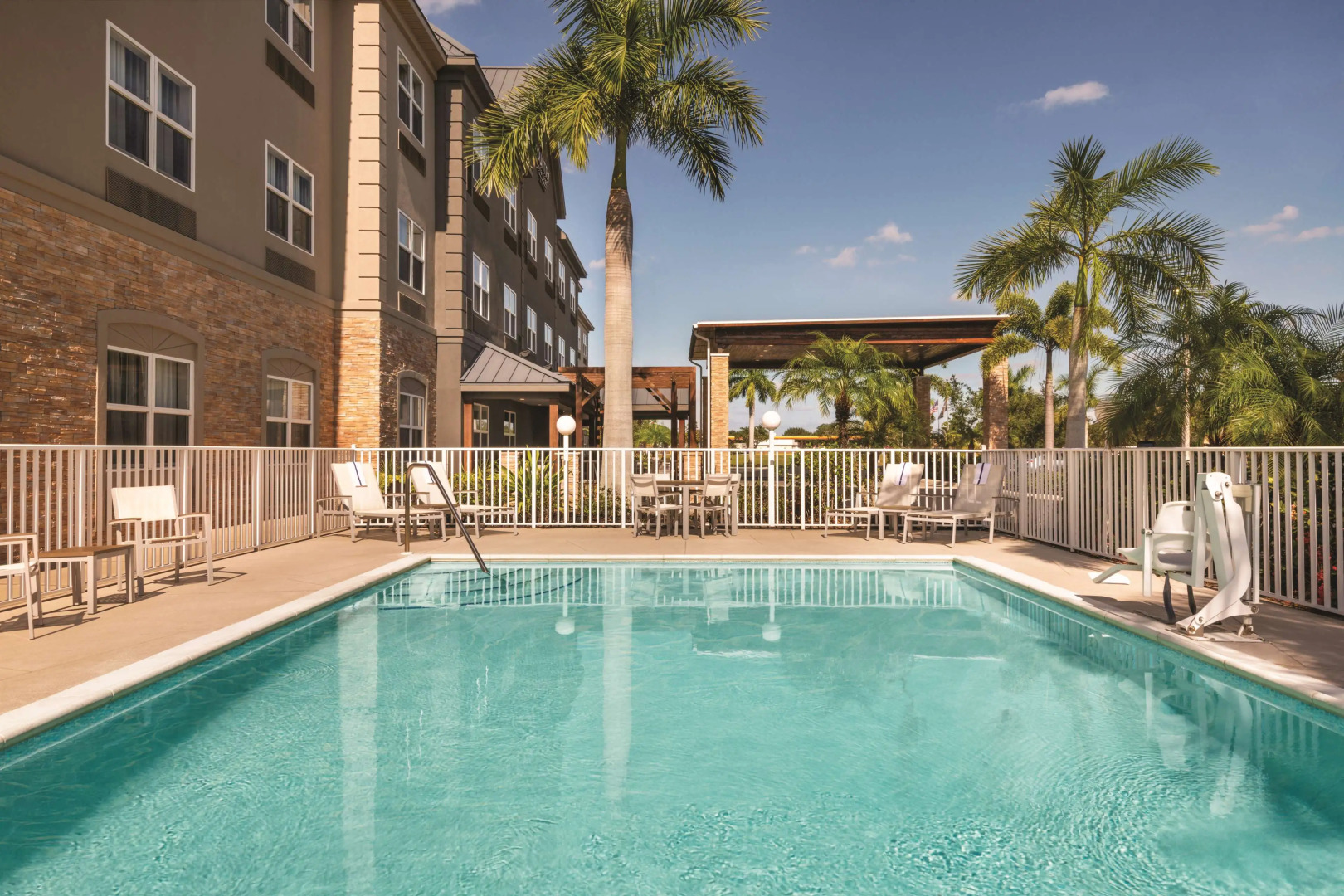 Country Inn & Suites by Radisson, Bradenton-Lakewood Ranch, FL