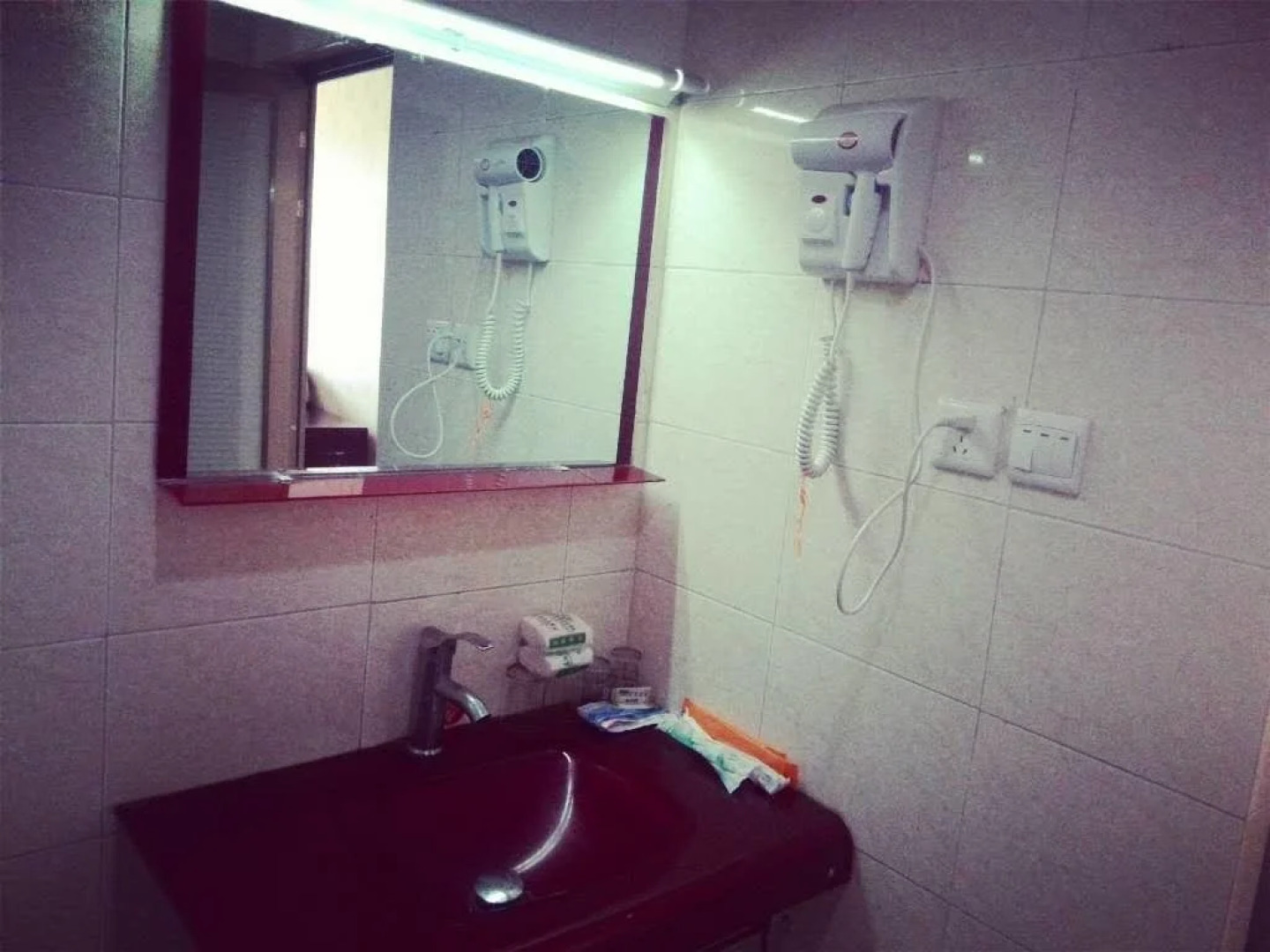 Shangri-La Jinshiyuan Business Hotel