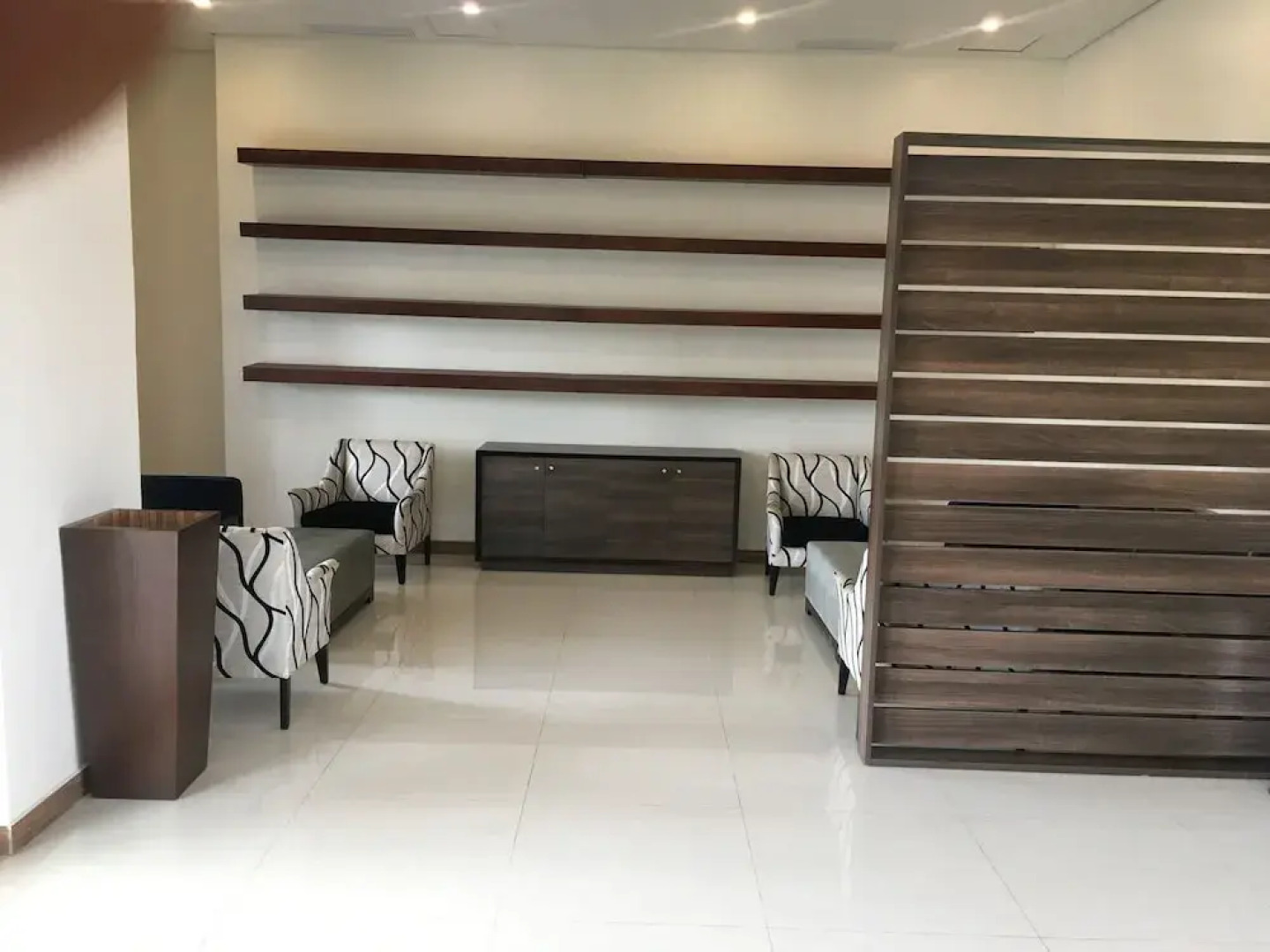 Golden Tulip Agulu Lake Hotel & Resort