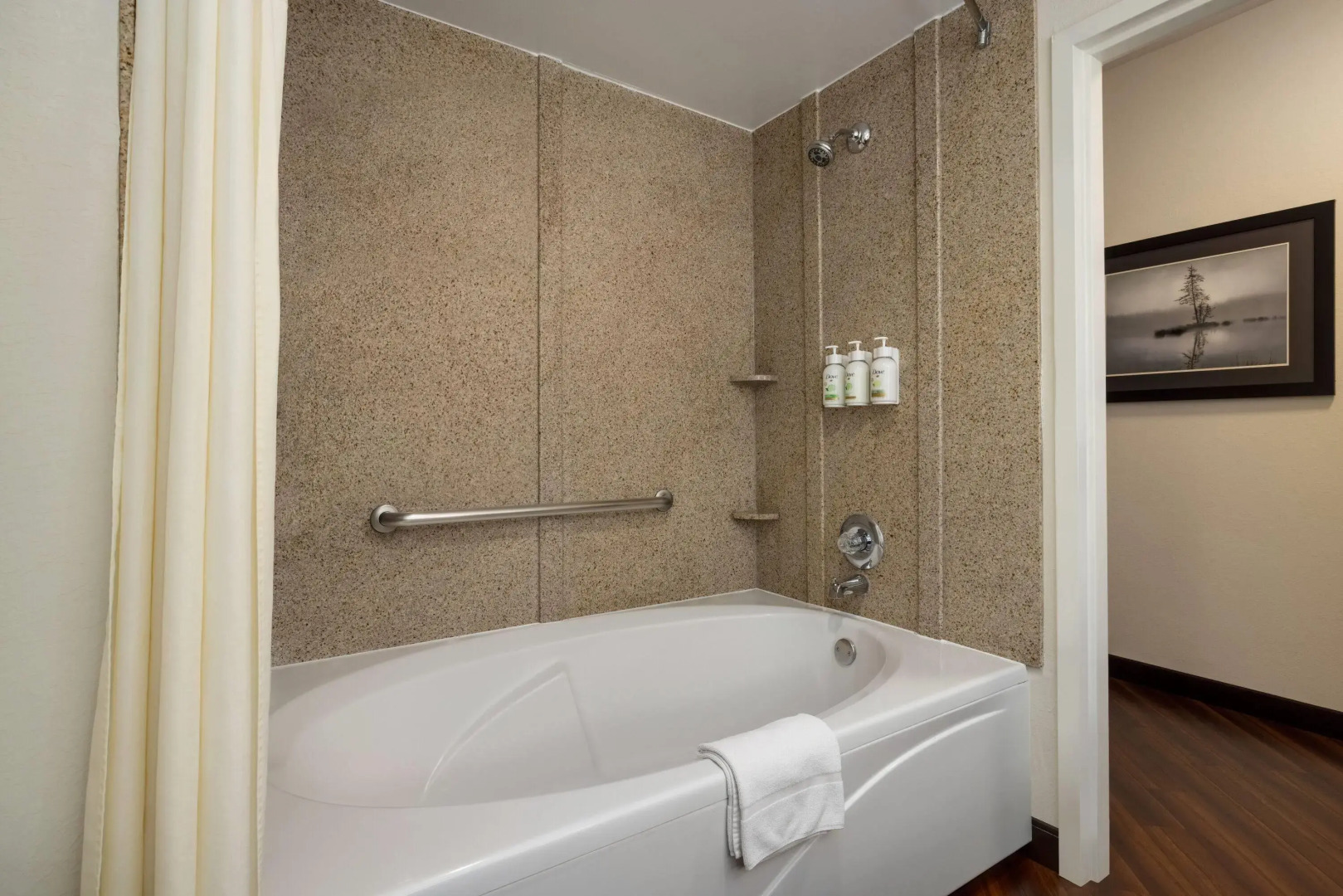 La Quinta Inn & Suites by Wyndham Memphis Wolfchase