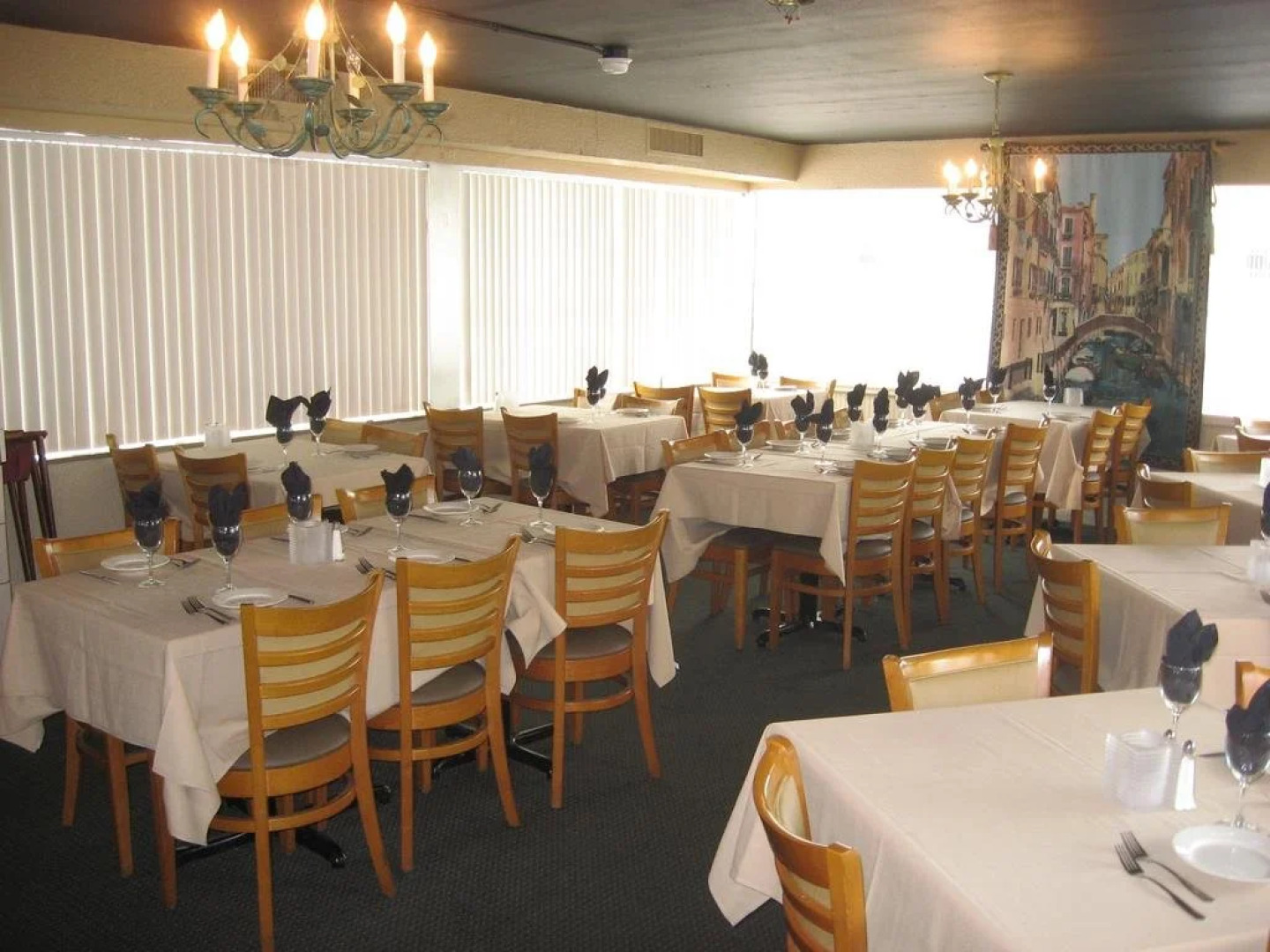 Sand Castle Motel & Restaurant