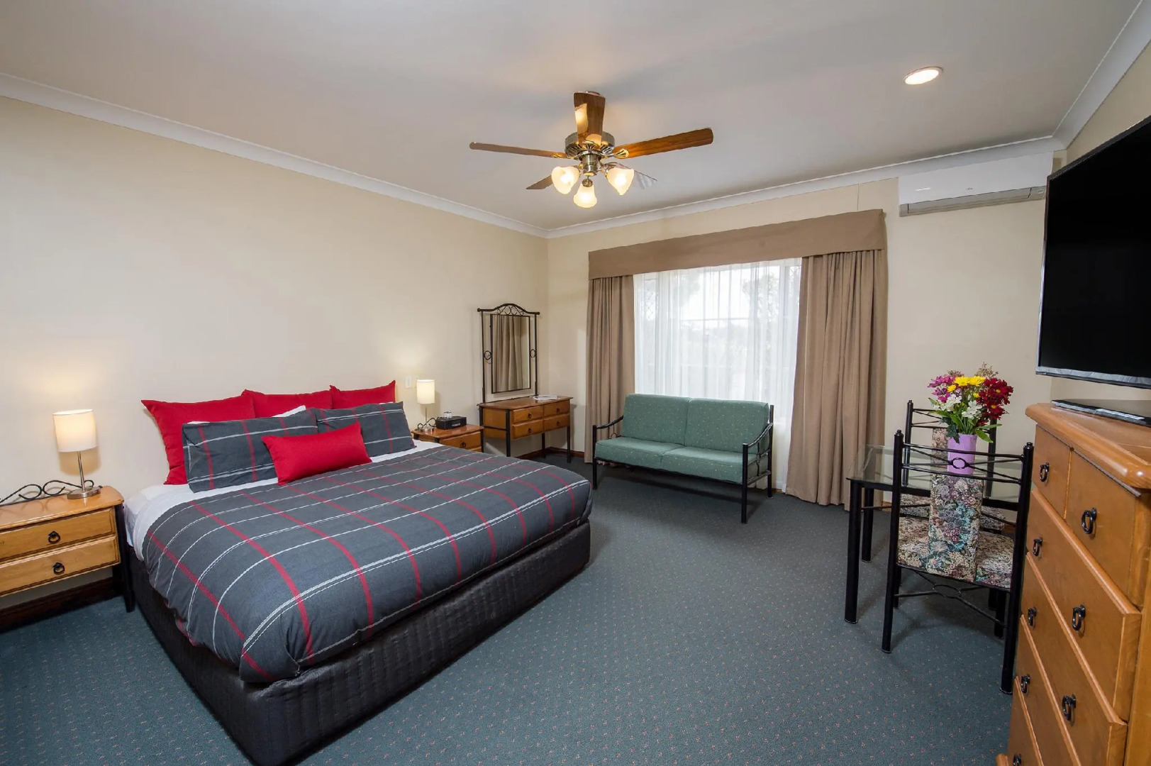 Breakfree Port Pirie