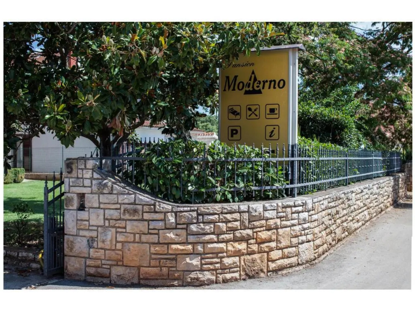 Apartments Moderno 2