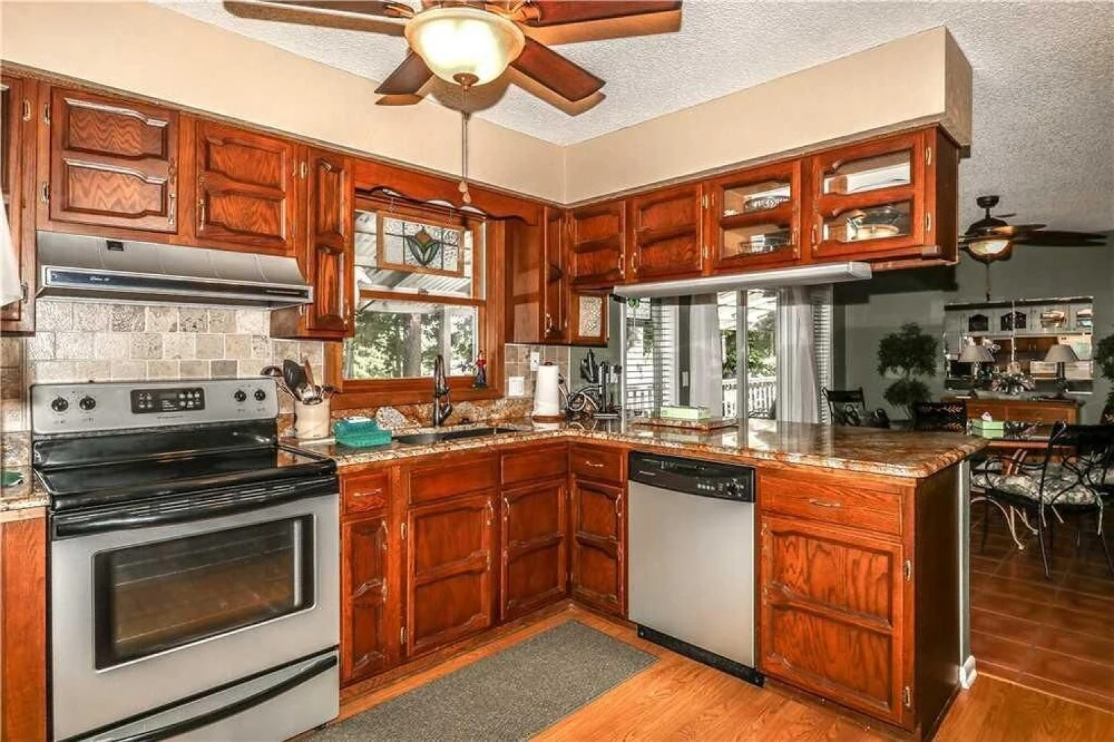 Abaron Townhouse Unit 0414 2 Bedrooms 2 Bathrooms Townhouse