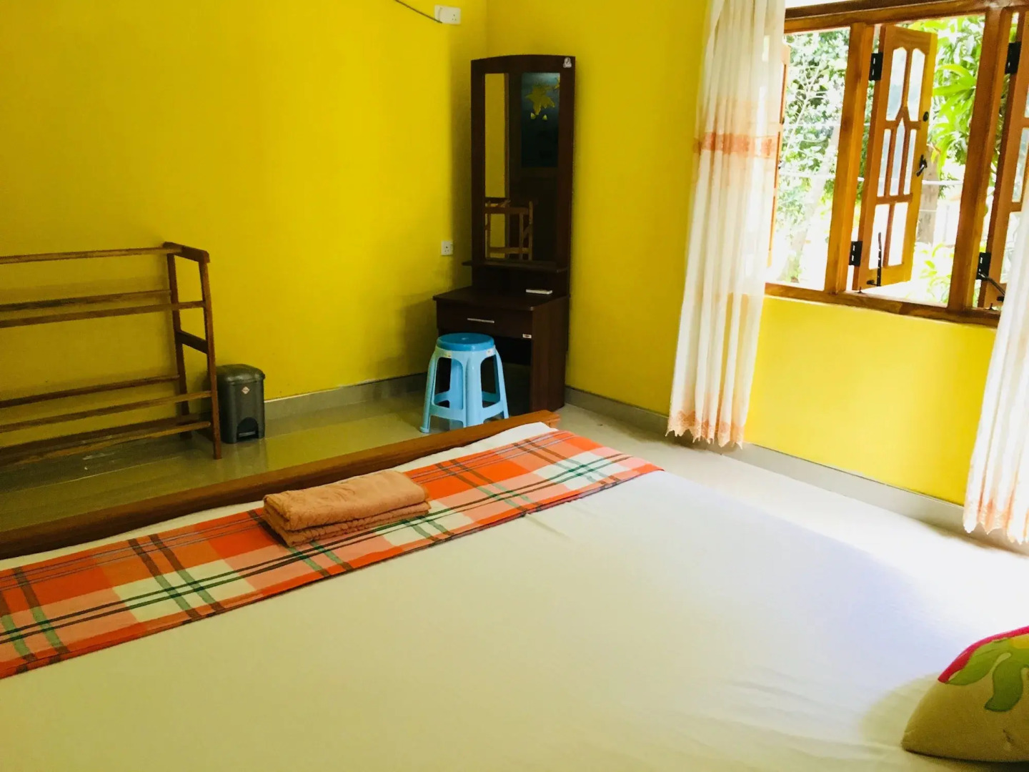 Sudu Neluma Home Stay