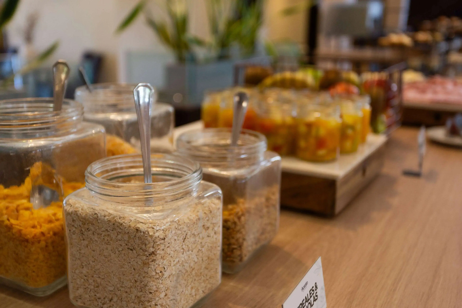 Howard Johnson Funes