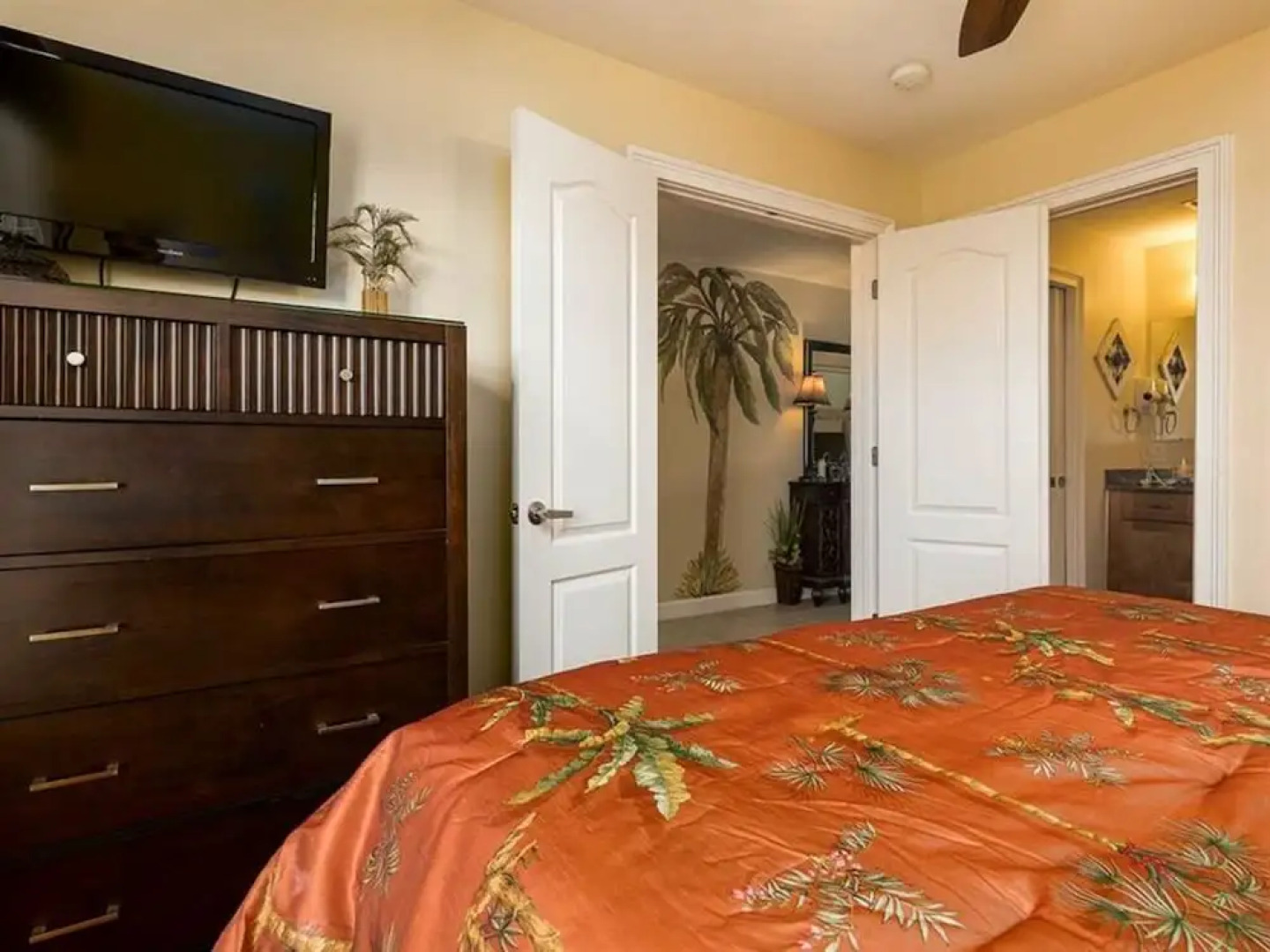 The Indies by Meyer Vacation Rentals