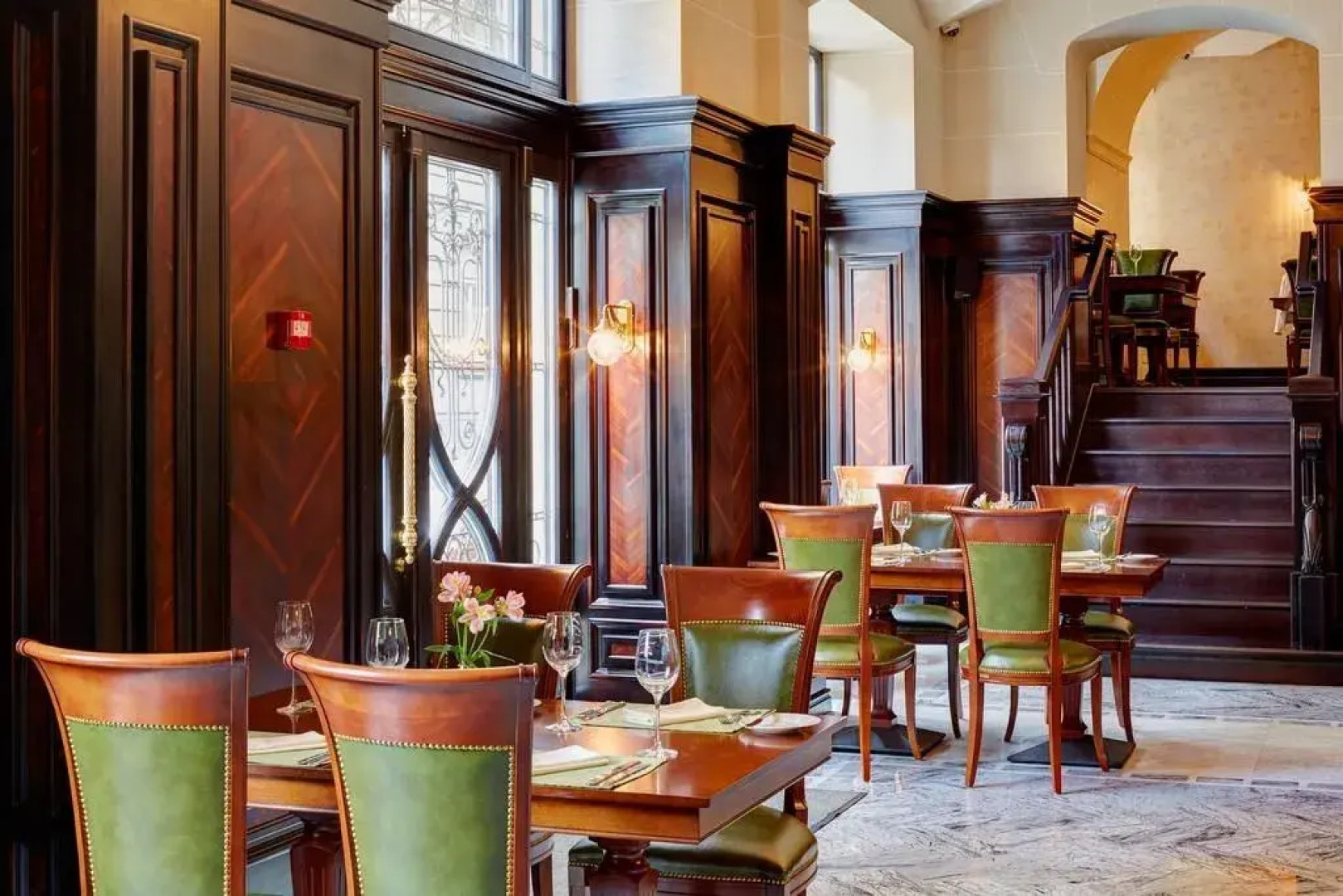 Гостиница «Атлас Делюкс»