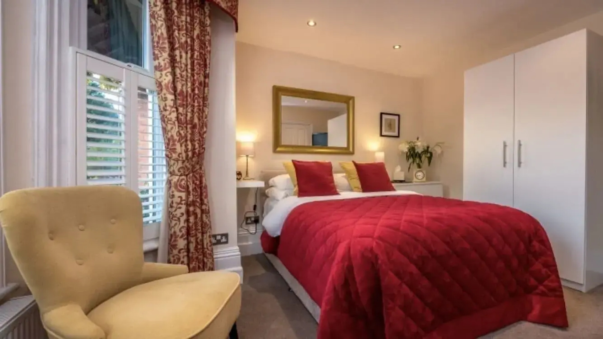 Cheshire Hospitality Ltd T/A Lennox Lea Studios & Apartments