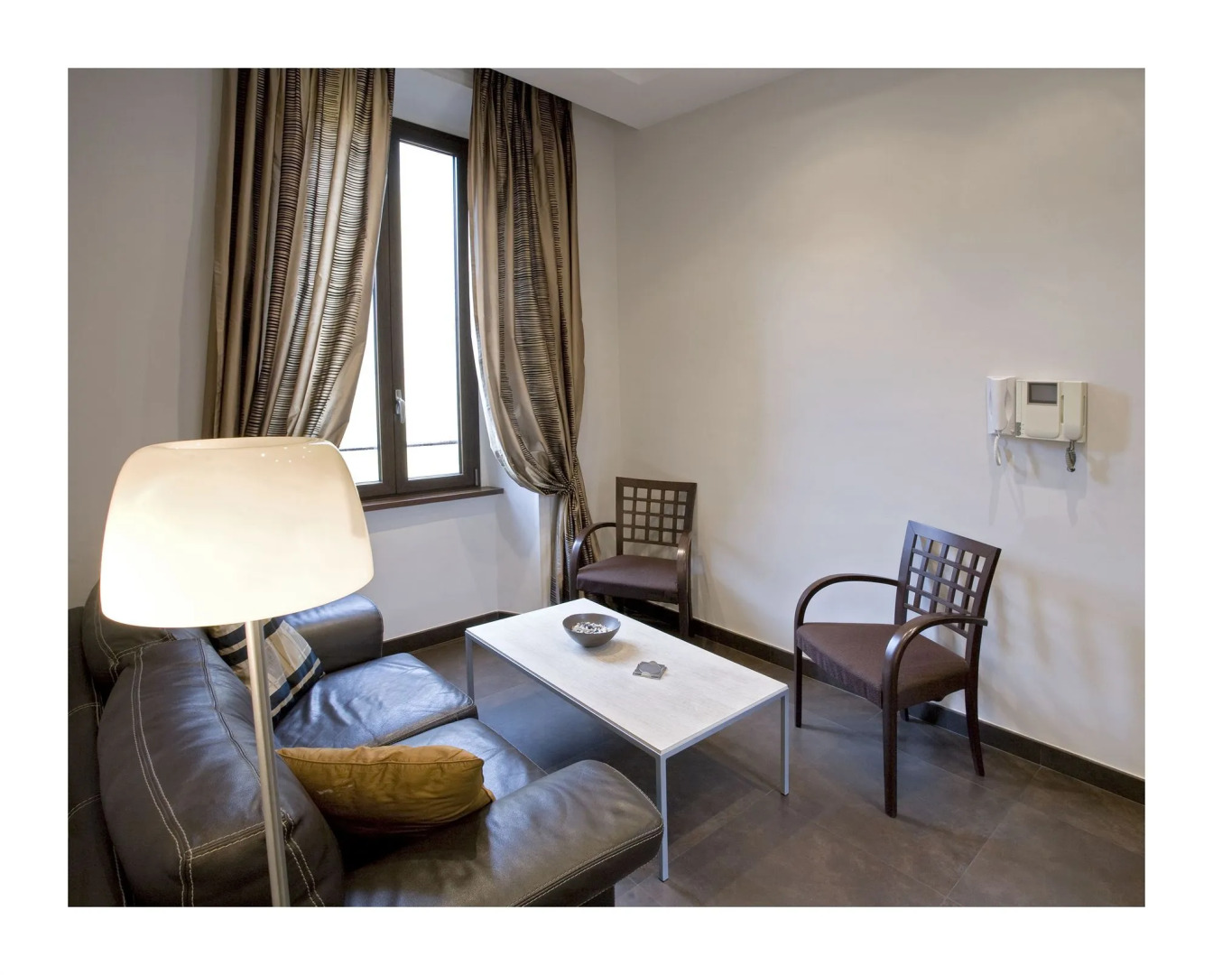 Отель Basilio 55 Rome