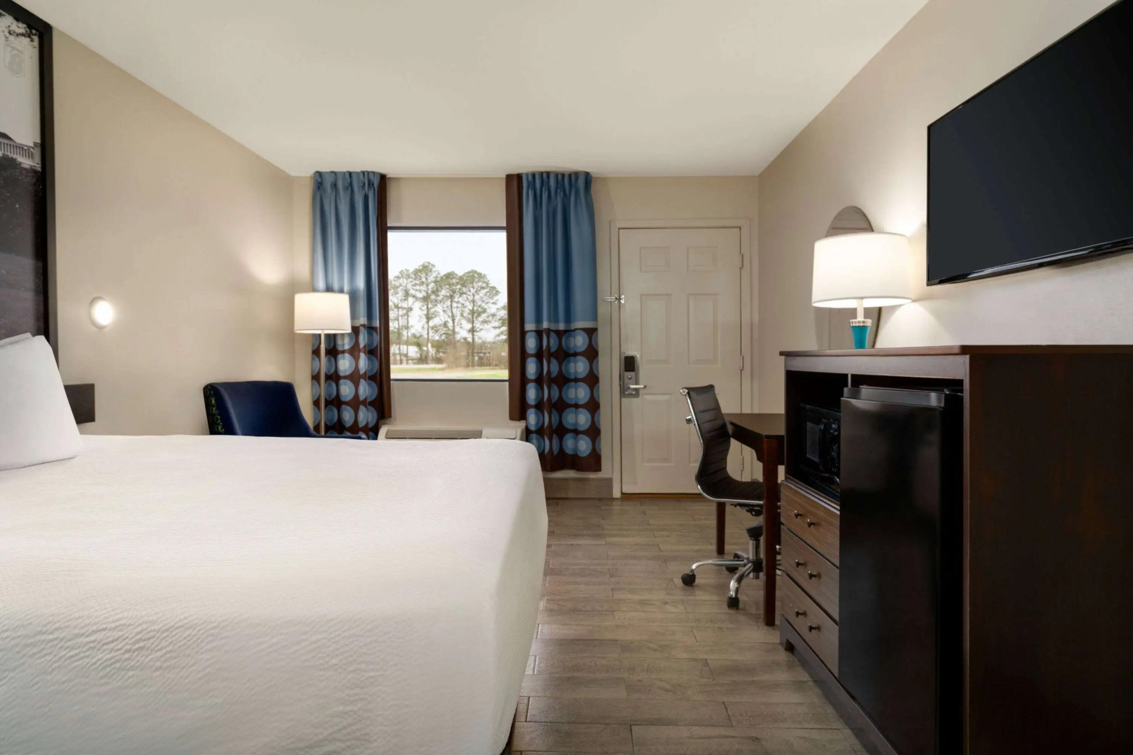 Super 8 by Wyndham Ocean Springs Biloxi
