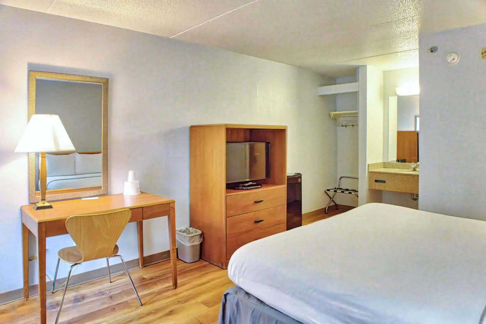 Marina Plaza Hotel, Tala Bay