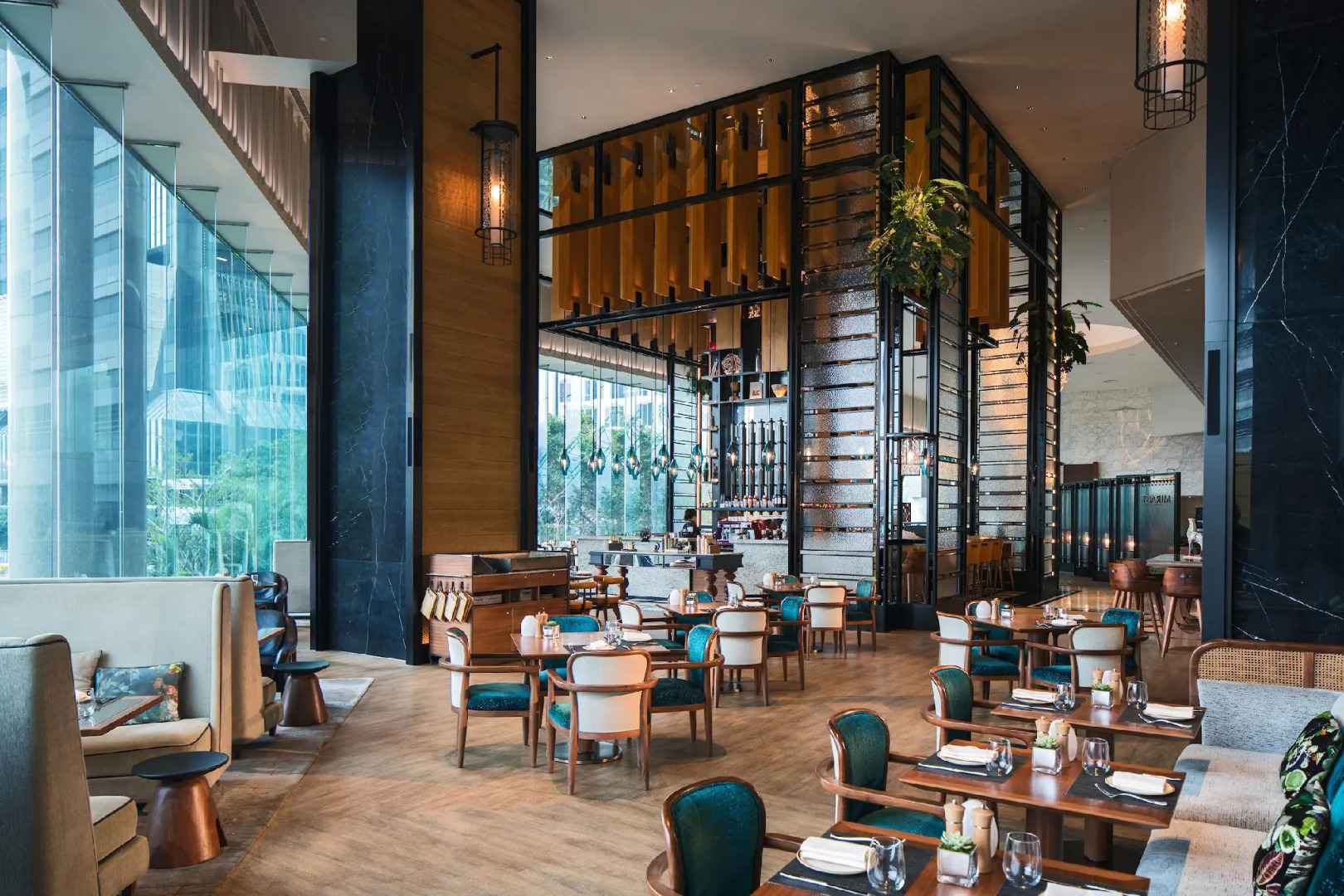 Renaissance Hong Kong Harbour View Hotel