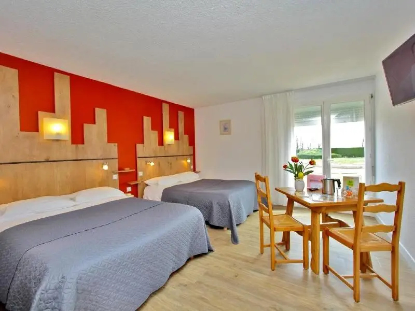 Logis Hôtel le Tropicana