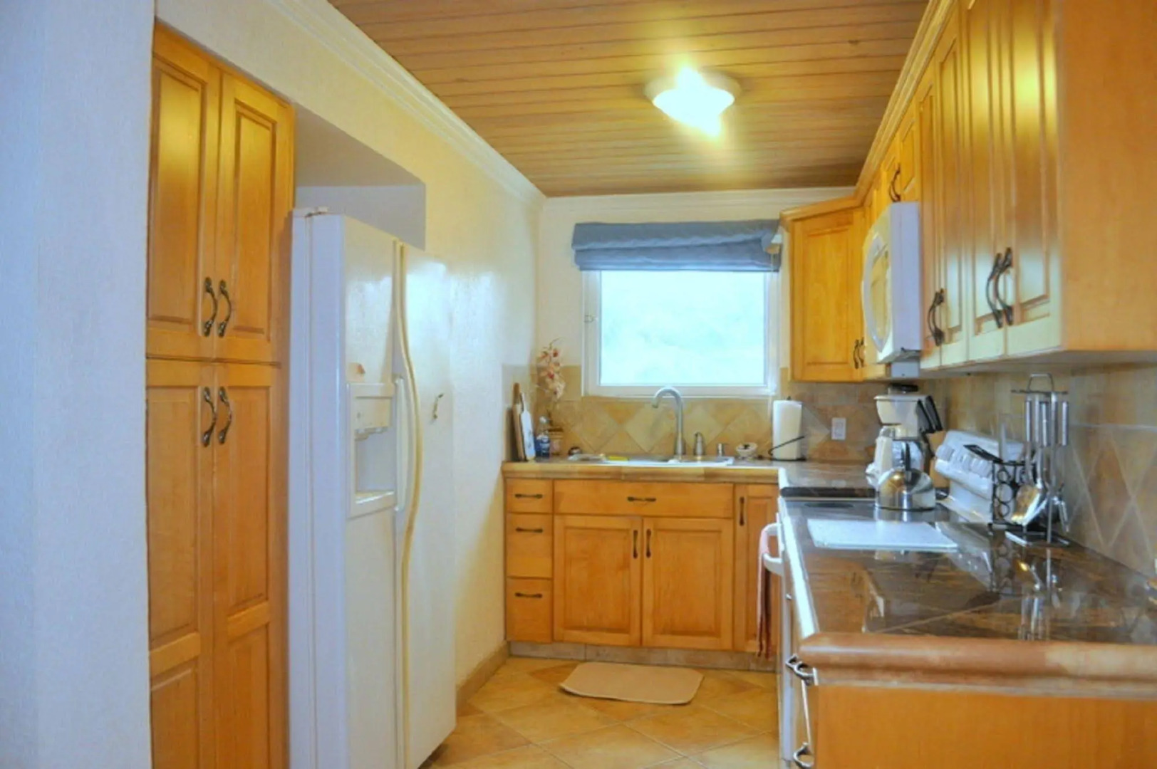 Abaco Getaway by Living Easy Abaco