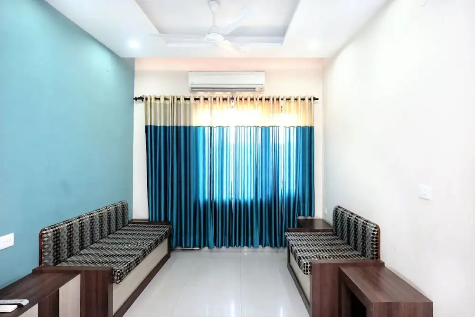 OYO 3131 Hotel BR Inn