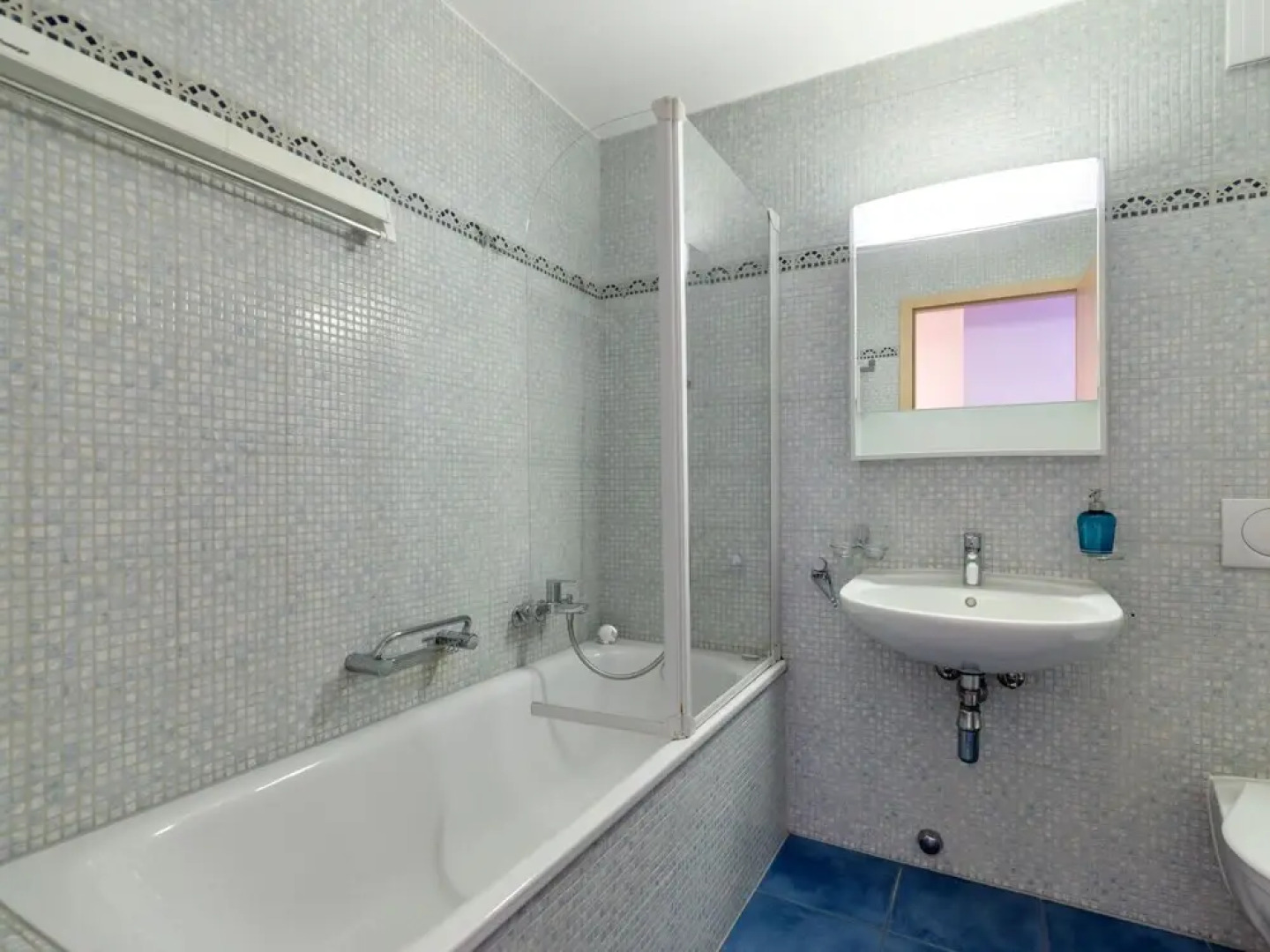 Tasman 15 R Port-valais