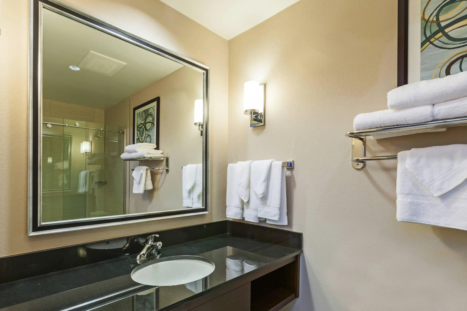 Clarion Hotel The Colony - Plano West