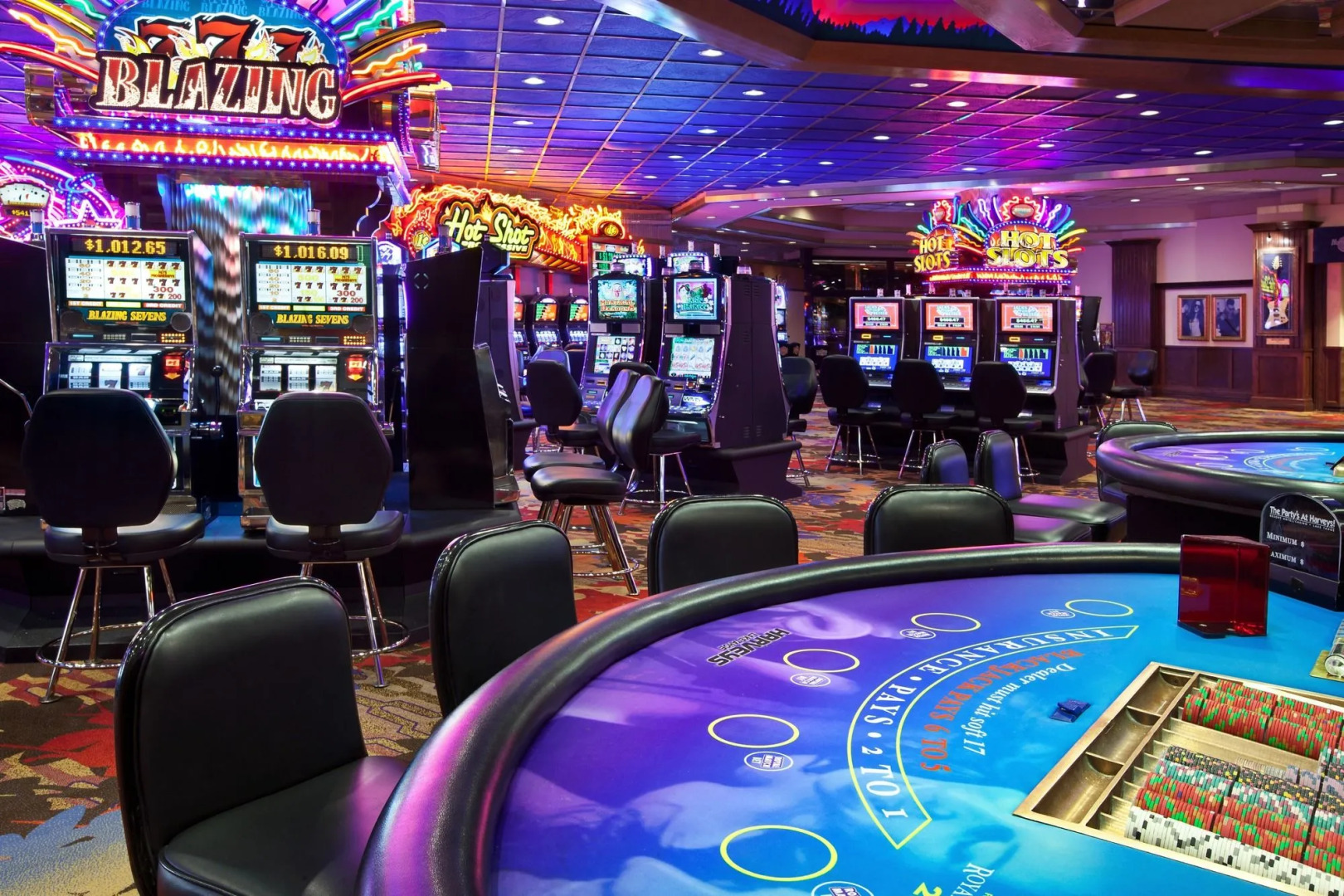 Отель Caesars Republic Lake Tahoe — A Caesars Destination