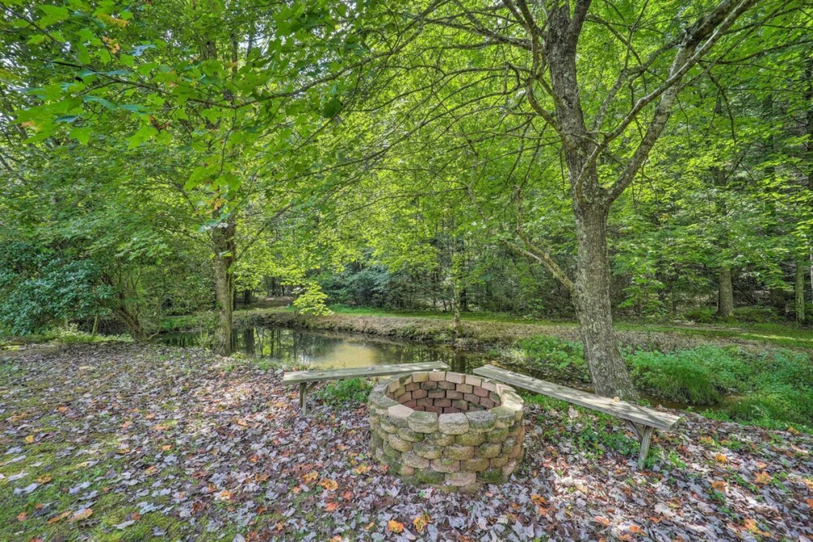 Deep Gap Cottage w/ Fire Pits - Hike & Ski!