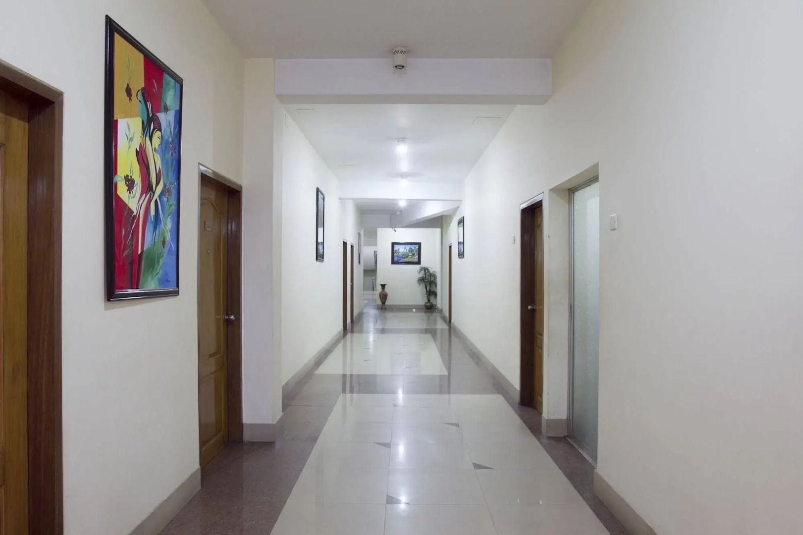 Hotel Metro International