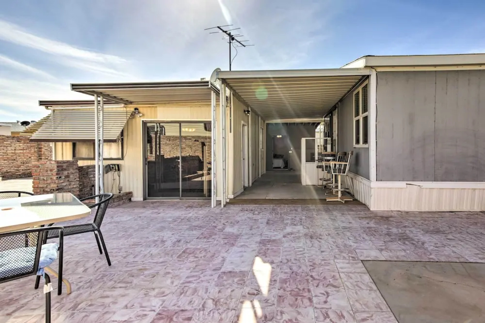 Cozy Yuma Retreat w/ Furnished Patio & Grill!