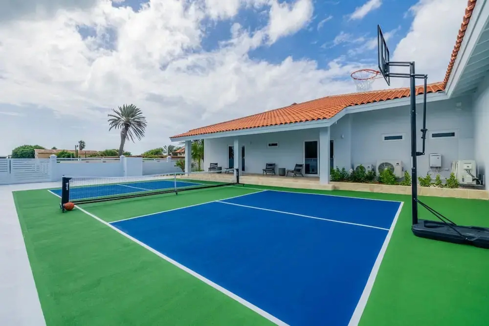 The Court Villa - 8 Bed 8 5 Bath