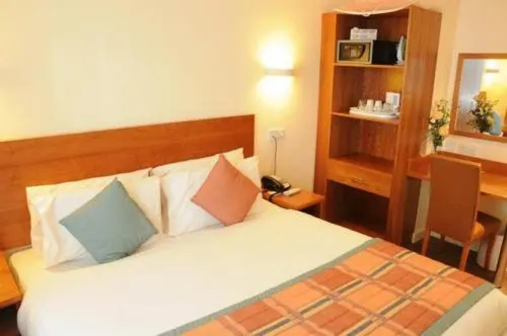 Sefton Express Hotel