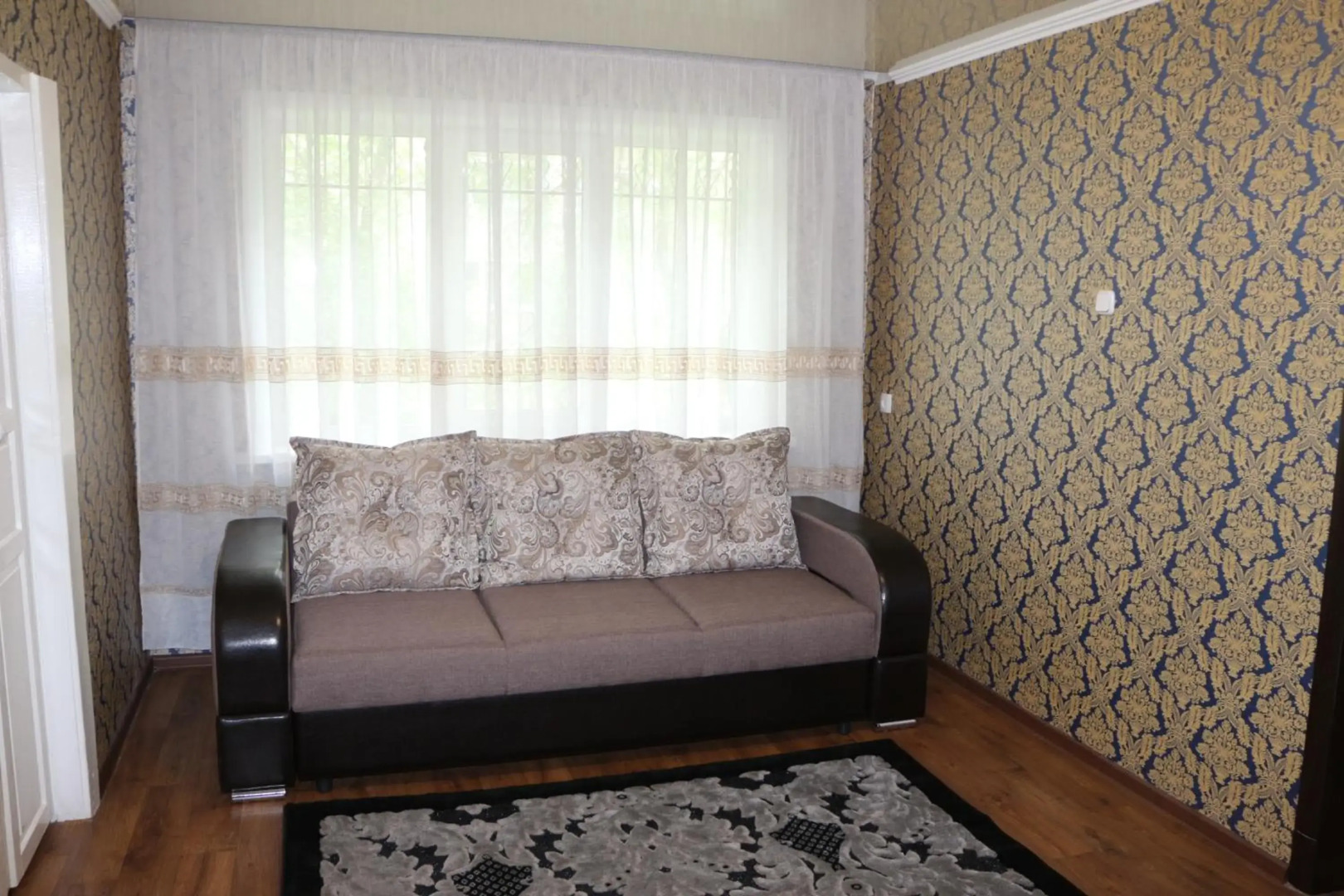 Apartment Alikhanova 38/3