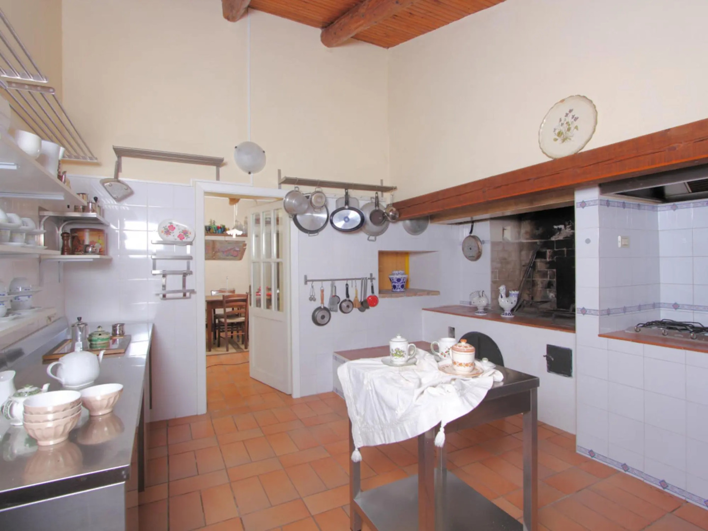 Eco-retreat With Pool