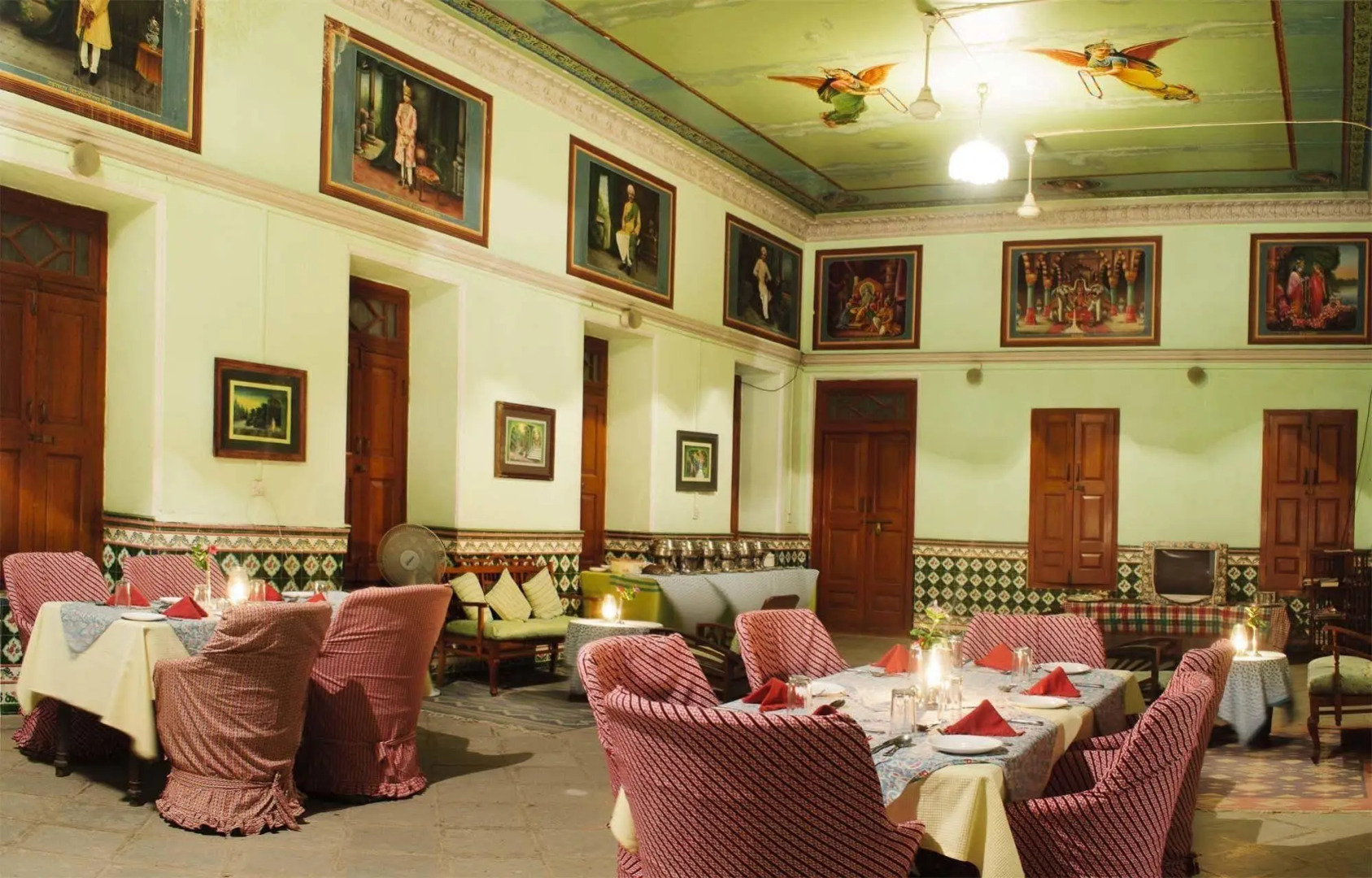 Neemrana's - Piramal Haveli