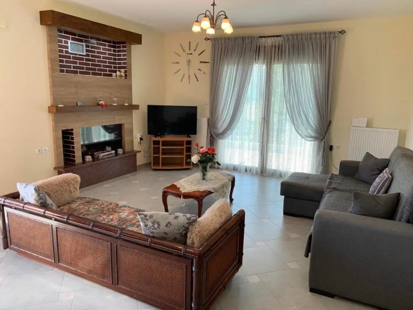 Lovely 2-bedroom holiday home in Nea Kallikratia