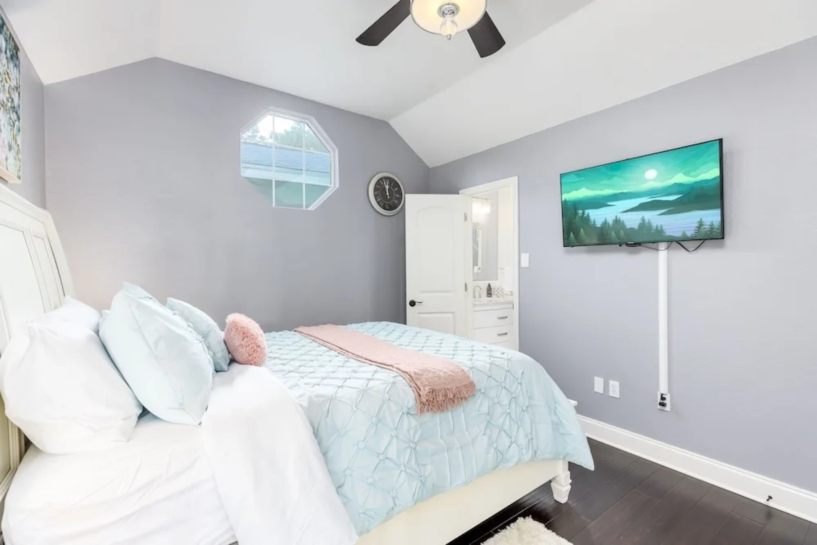 Grand Chalet Getaway