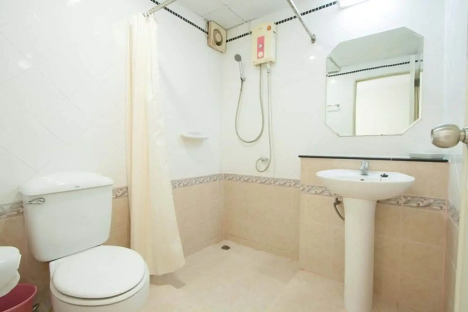 Sawasdee Place Hotel