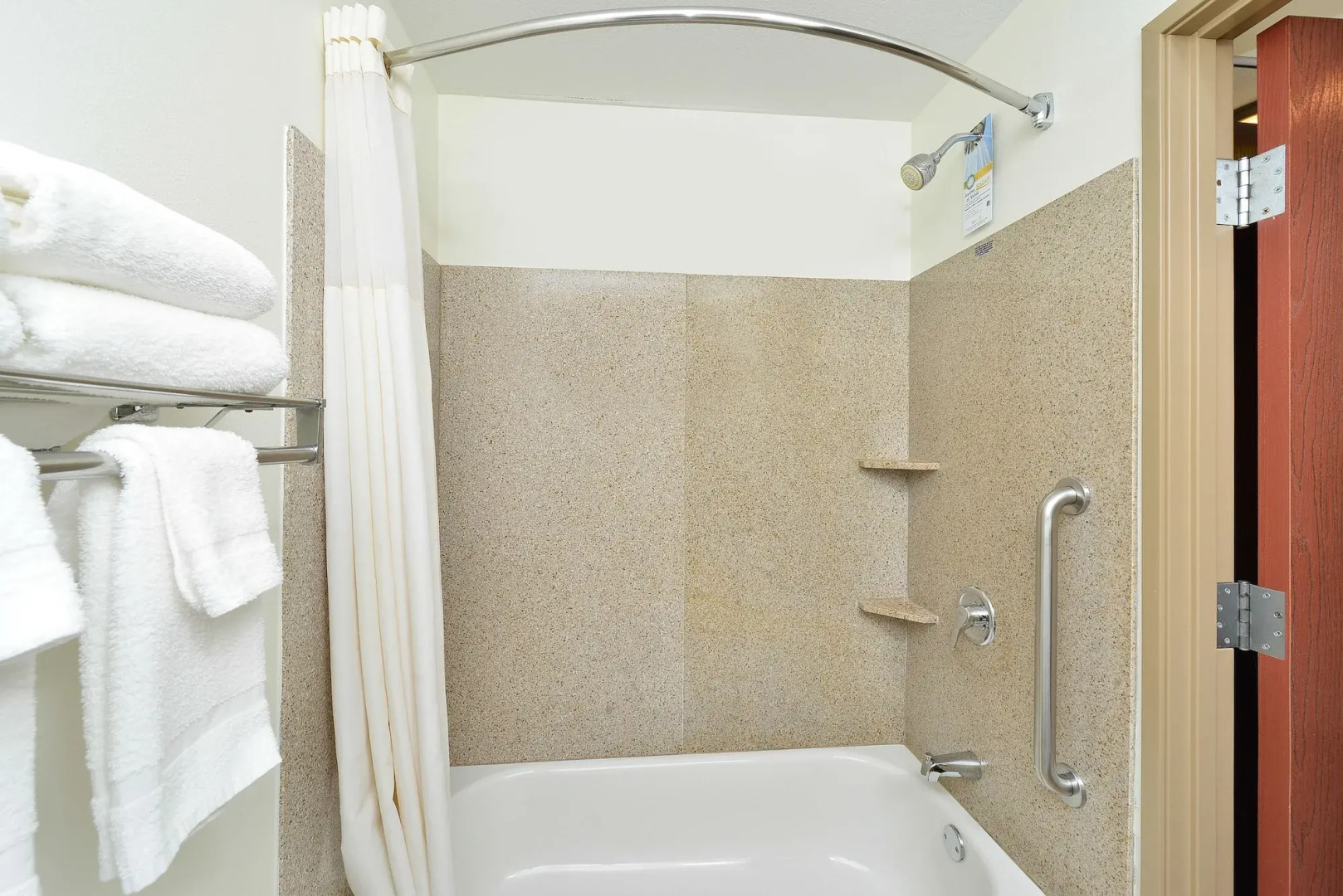 Clarion Pointe Sioux Falls Airport