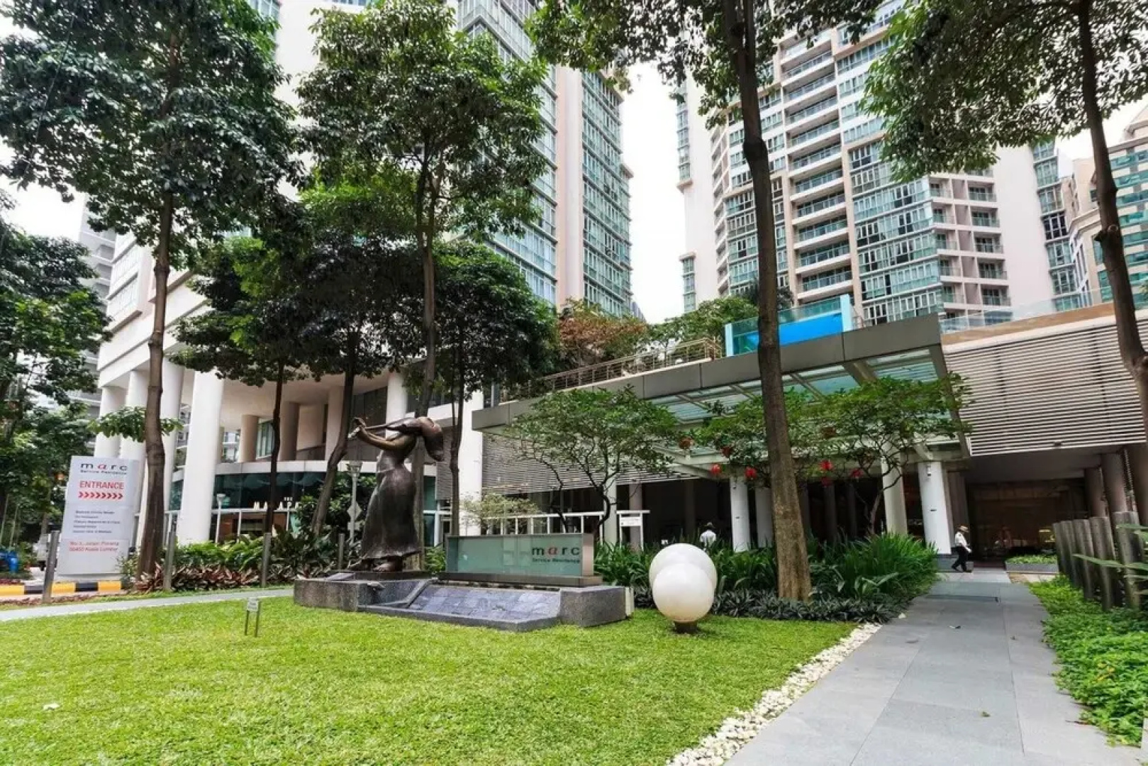 A Delightful 2bedroom Apartment Opposite Klcc