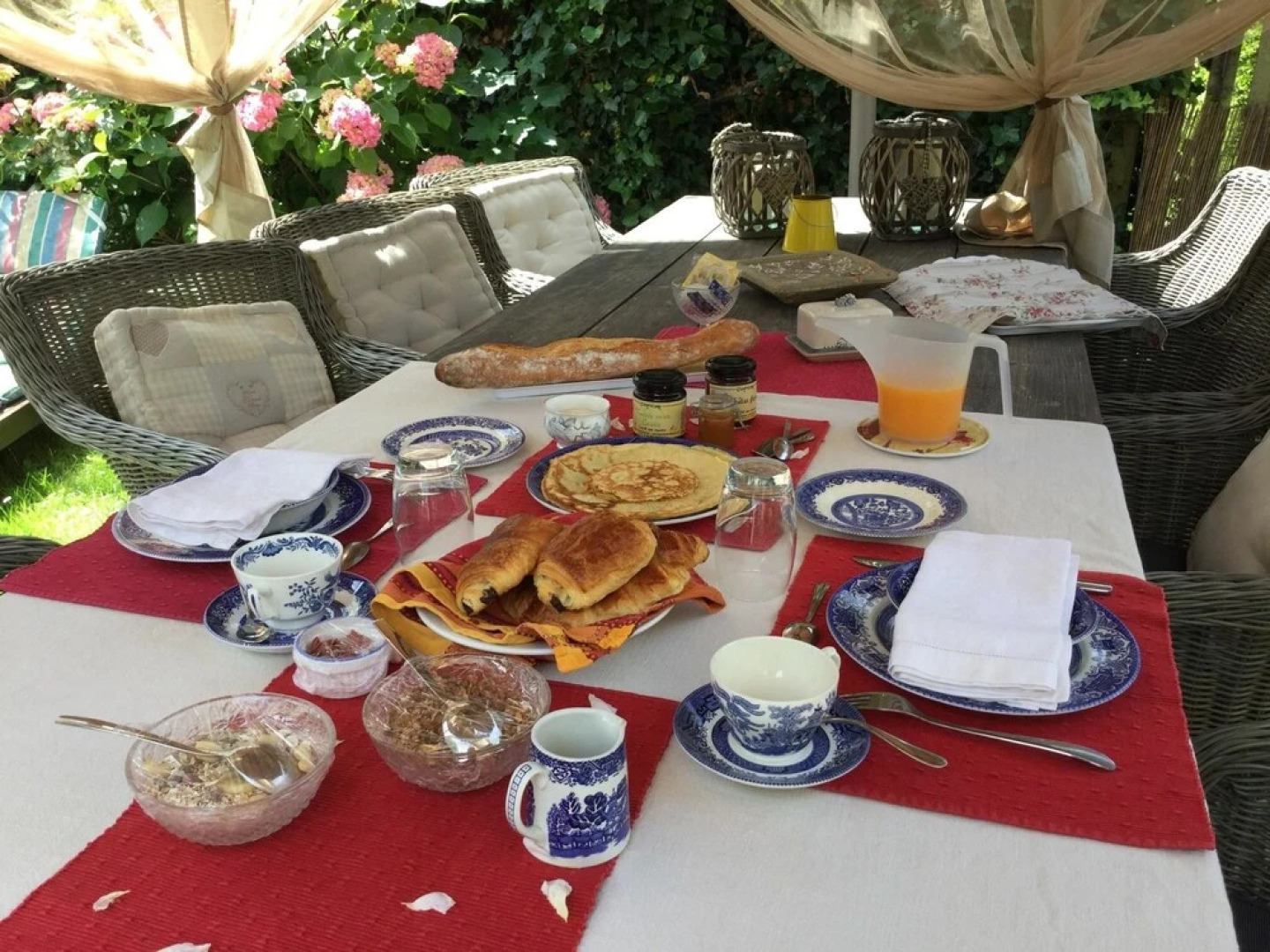 House With 2 Bedrooms in Évran, With Wonderful Lake View, Enclosed Gar