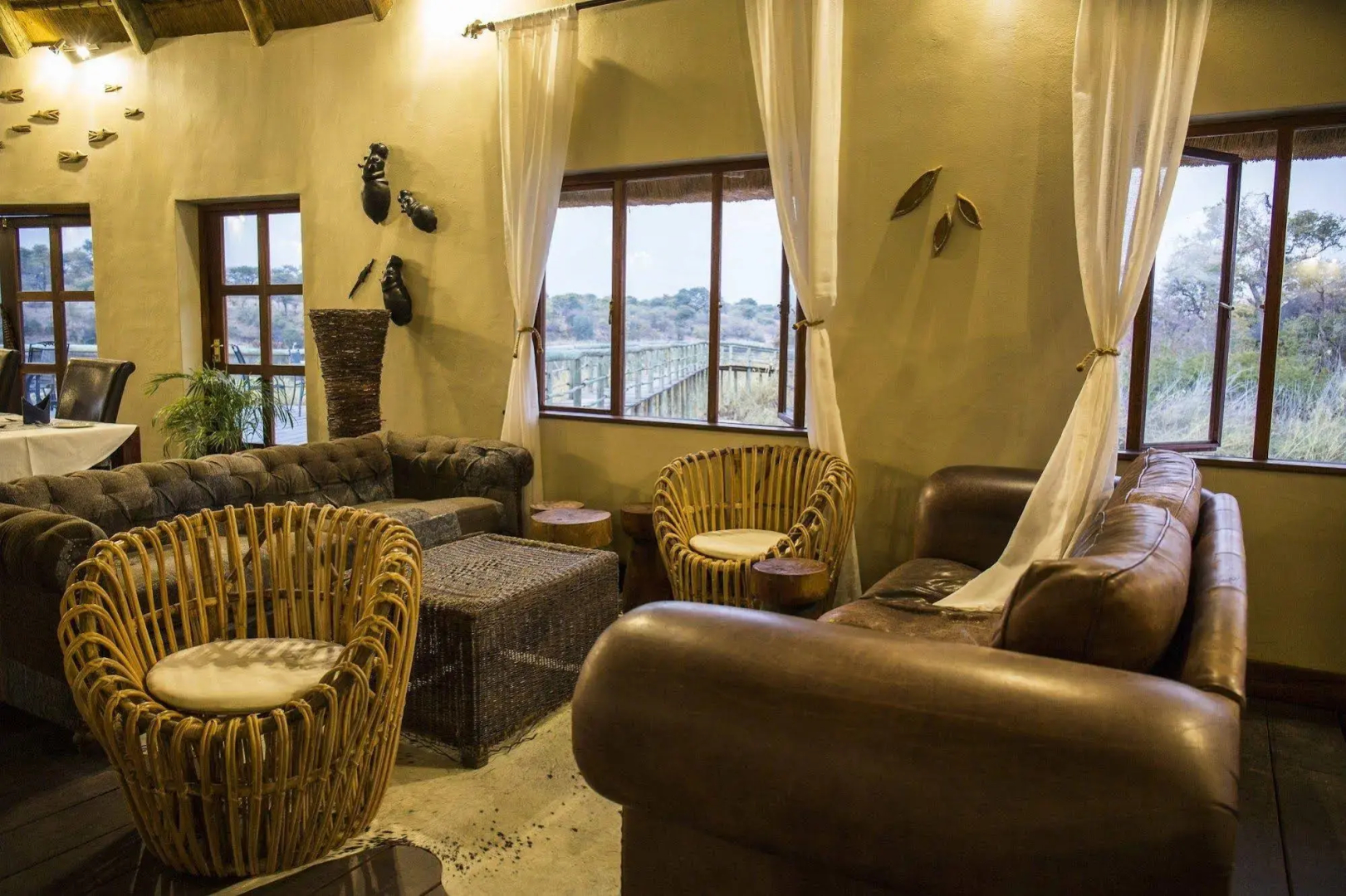 Hakusembe River Lodge