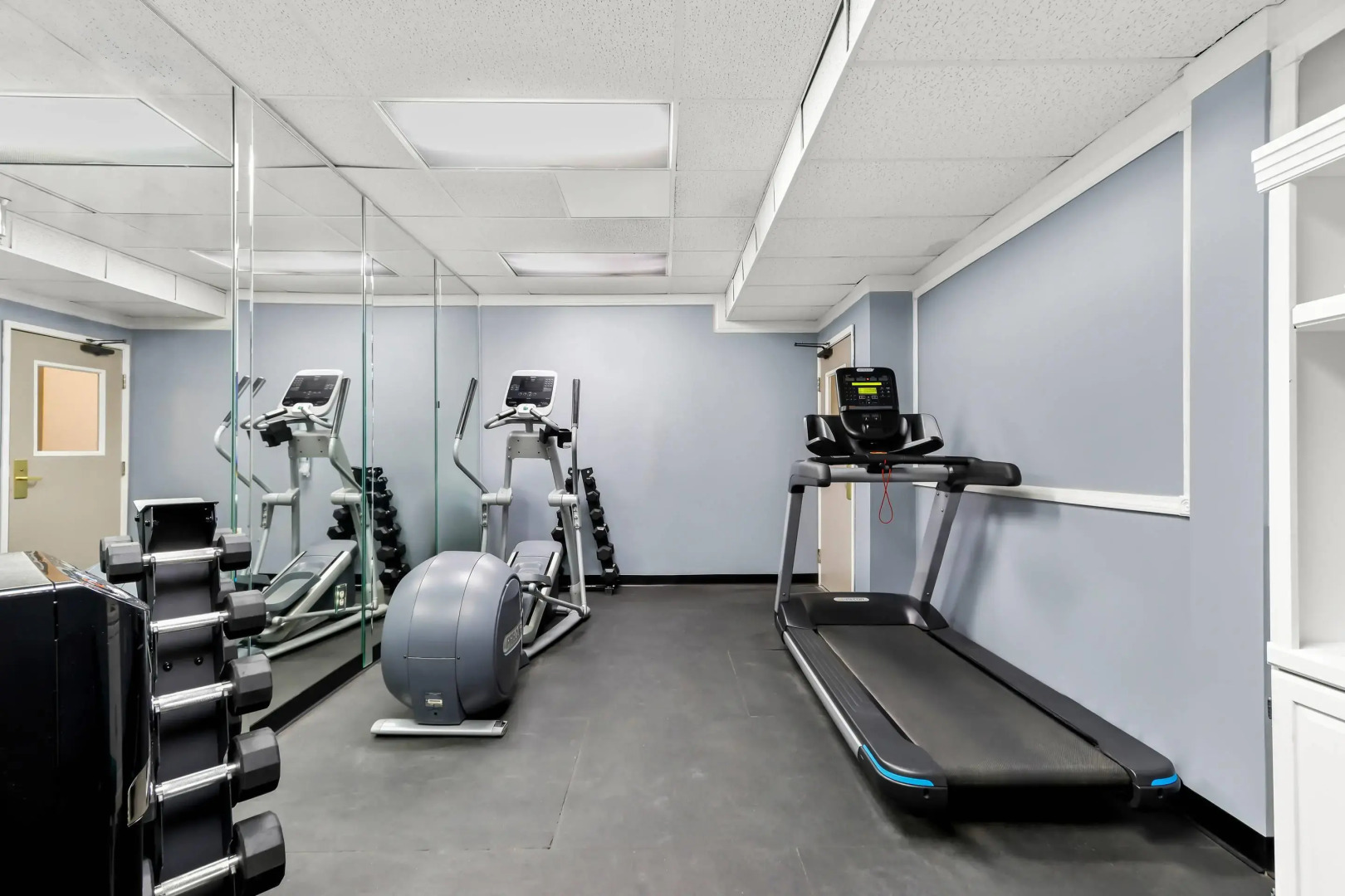 Clarion Suites Anchorage Downtown