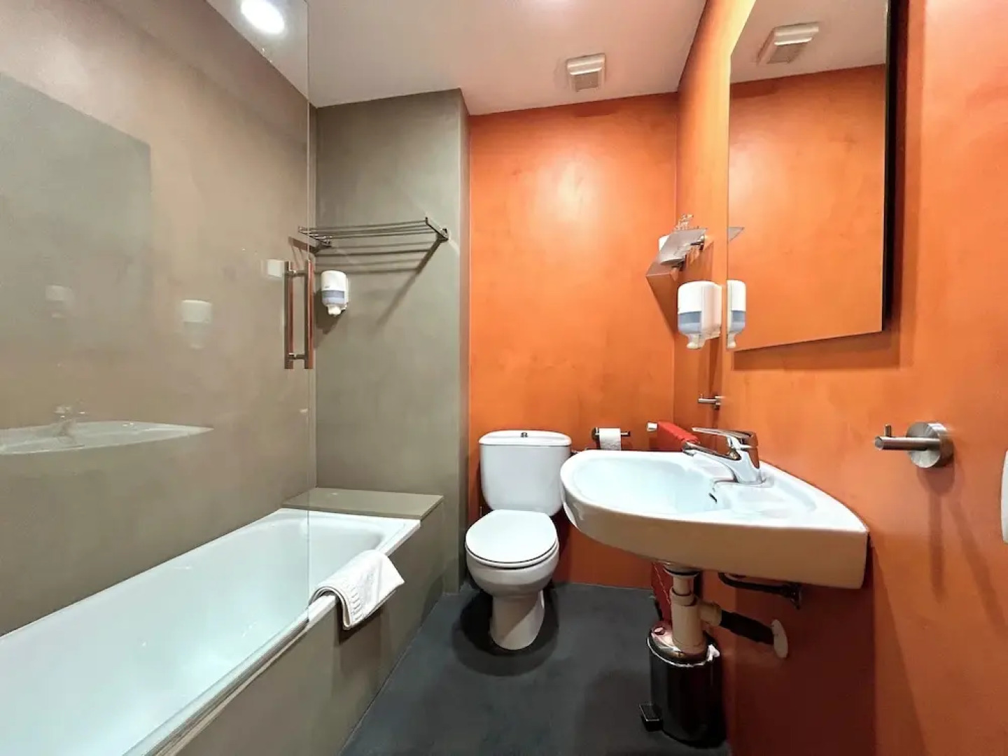 La Posada d'Àneu by RURAL D'ÀNEU