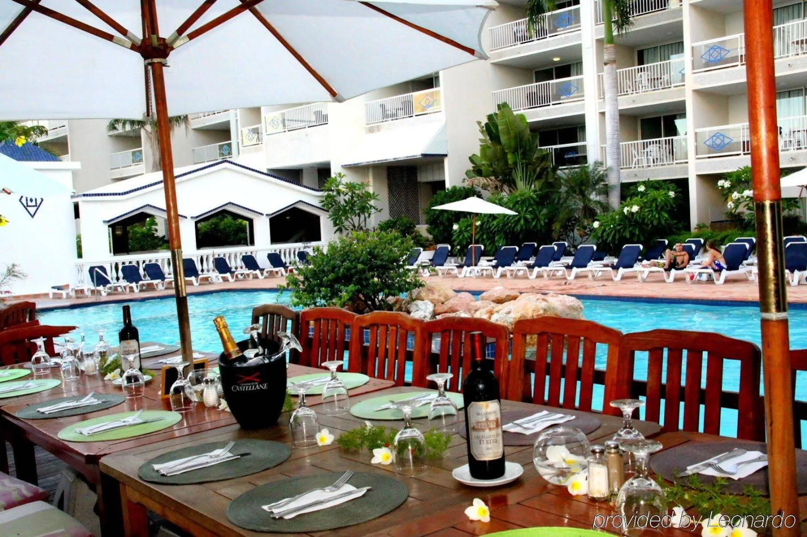 Sapphire Beach Club Resort