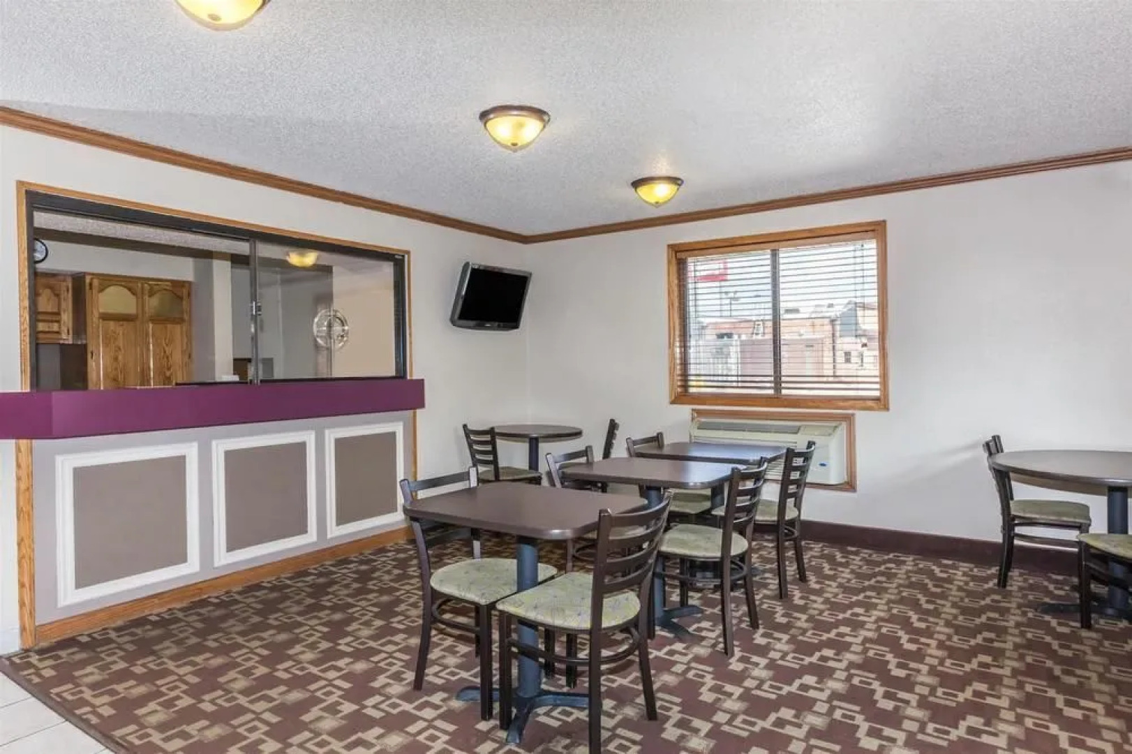 Super 8 Dunbar/Charleston Area